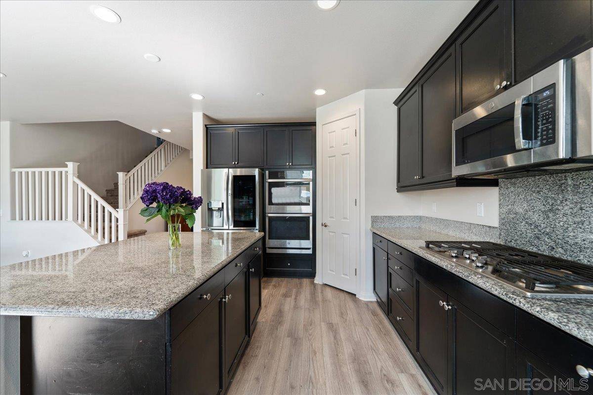 Murrieta, CA 92563,30857 Palette Rd