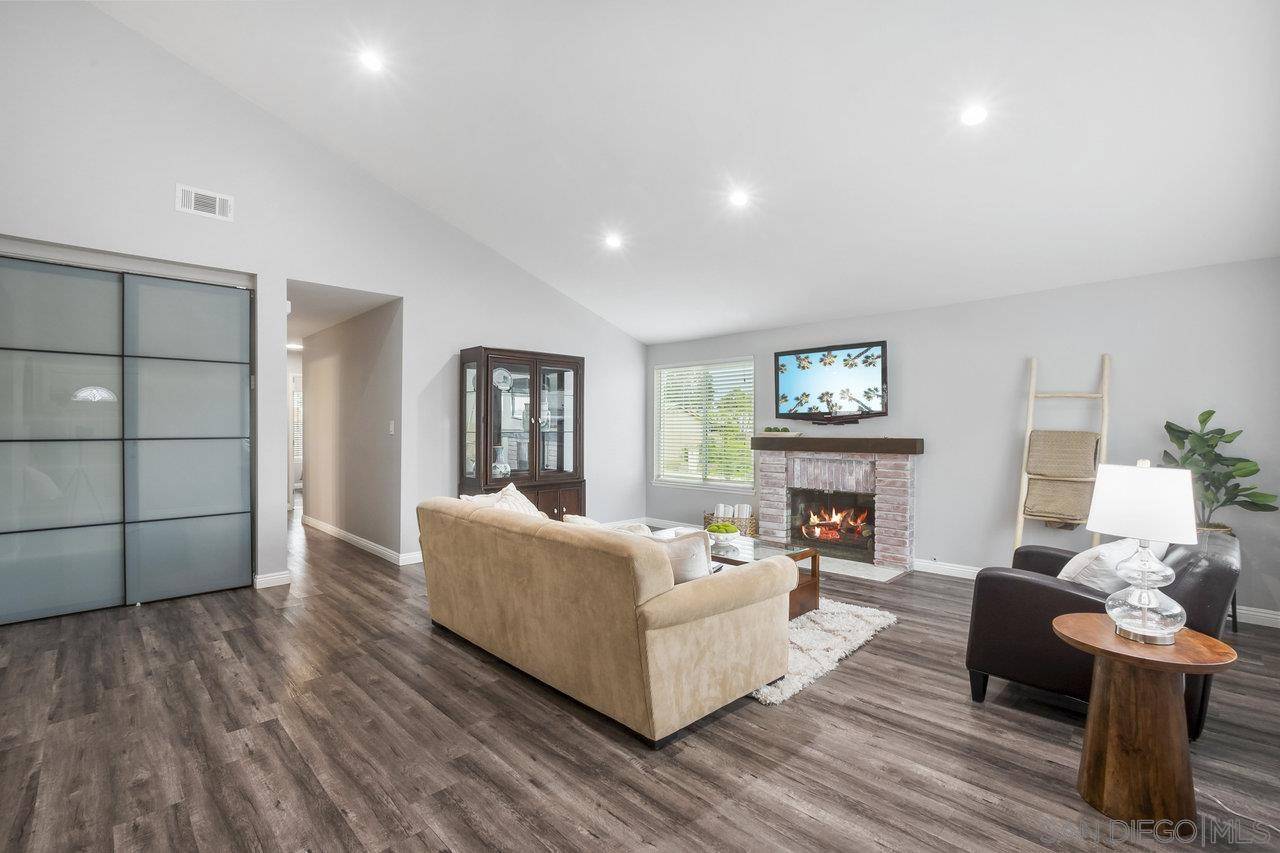 San Diego, CA 92126,8807 Scorpius Way