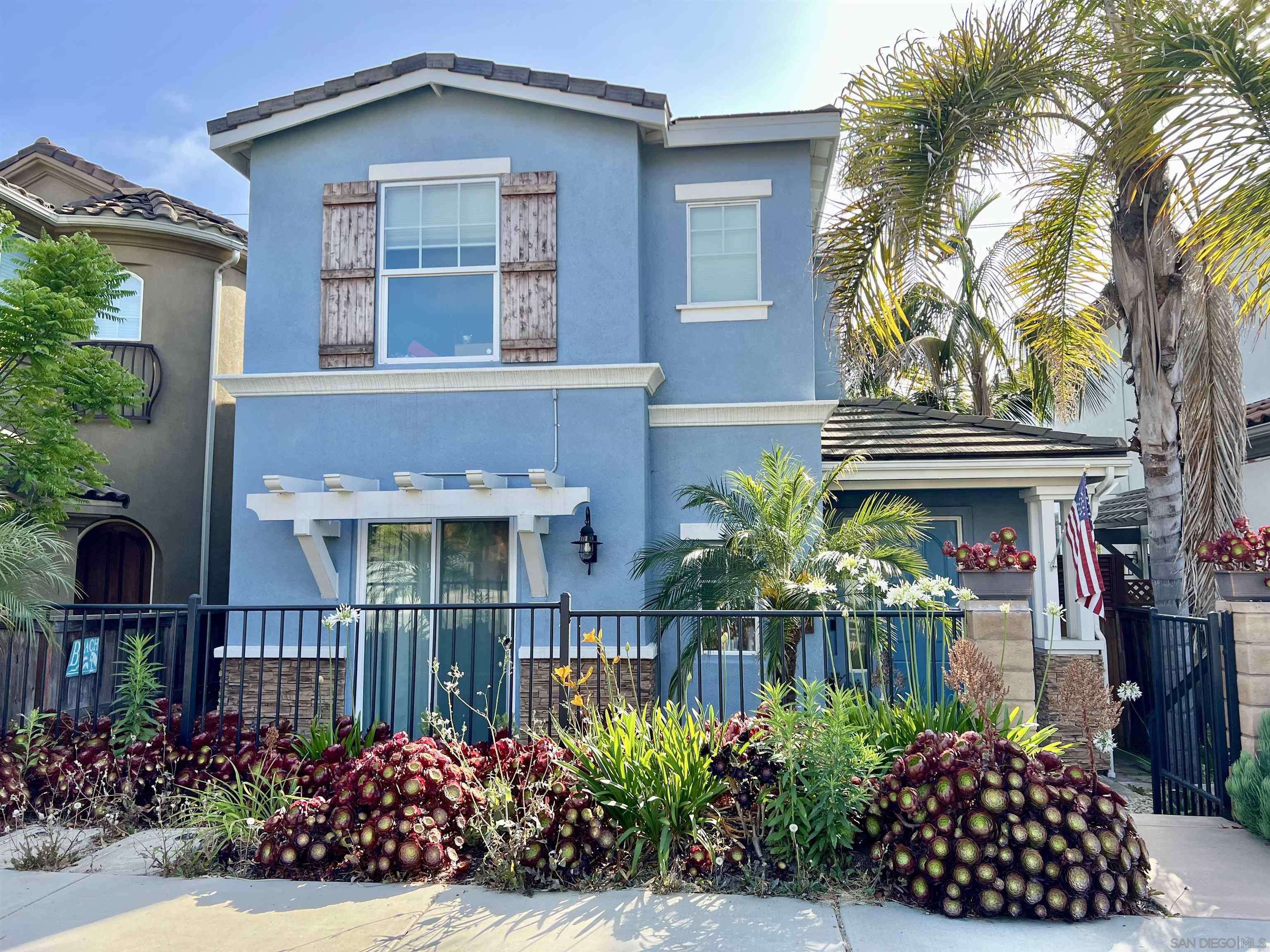 Solana Beach, CA 92075,517 N Cedros