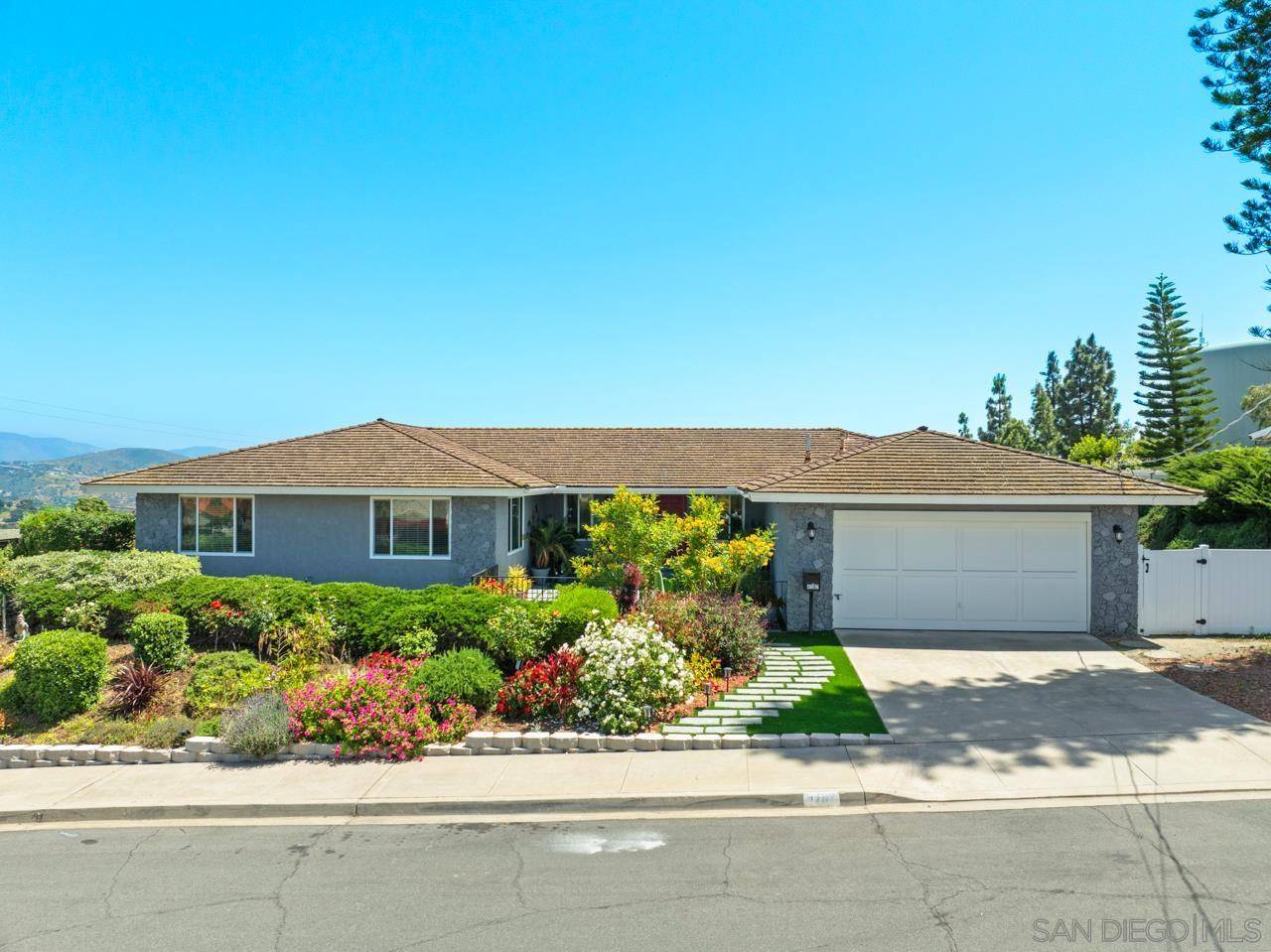 La Mesa, CA 91941,4187 E Arrieta Cir