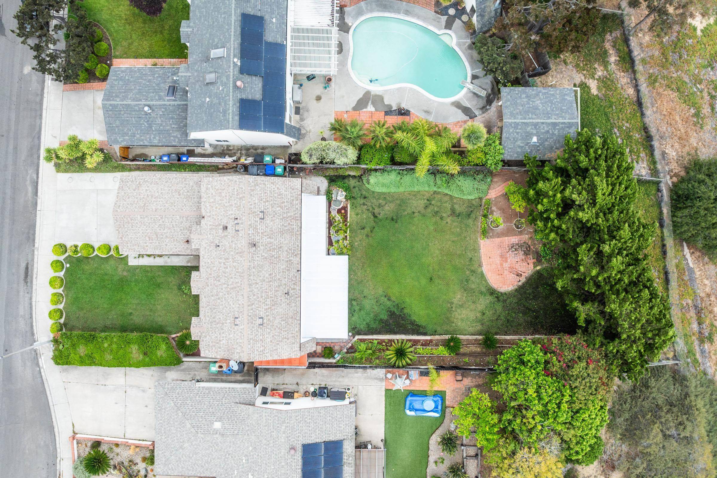 San Diego, CA 92122,5835 Cozzens Street