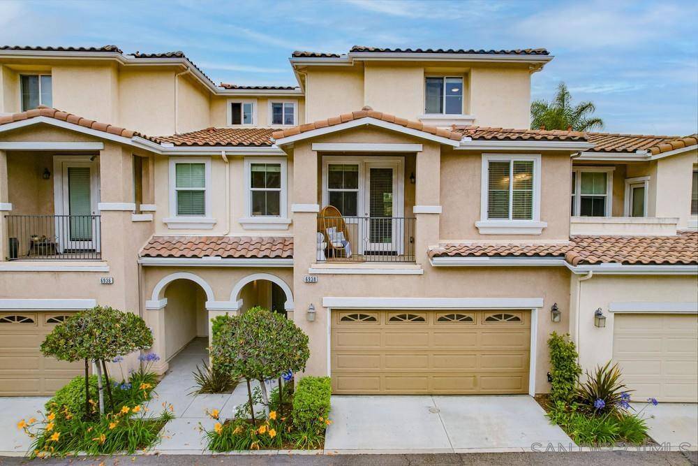 Carlsbad, CA 92009,6938 Feldspar Place