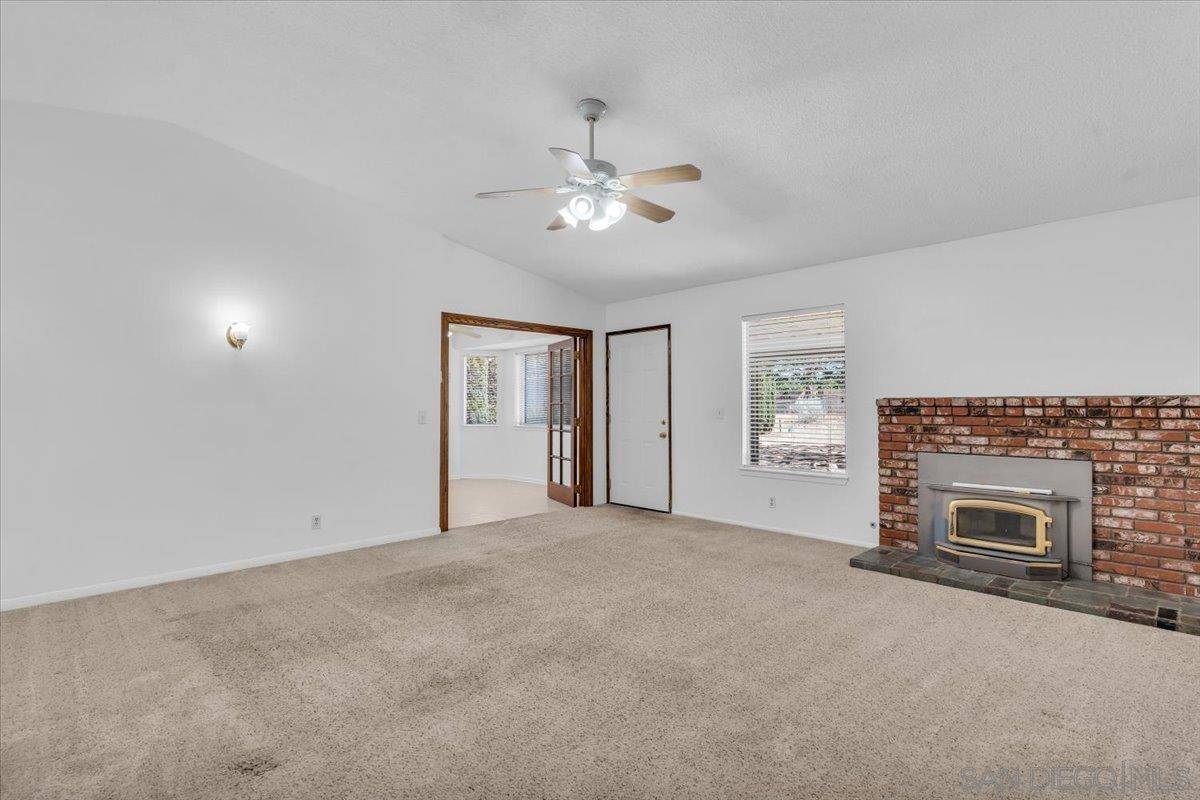 Hesperia, CA 92345,15209 Mauna Loa