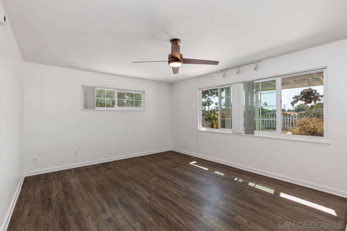 San Diego, CA 92117,3605 Pocahontas Ct