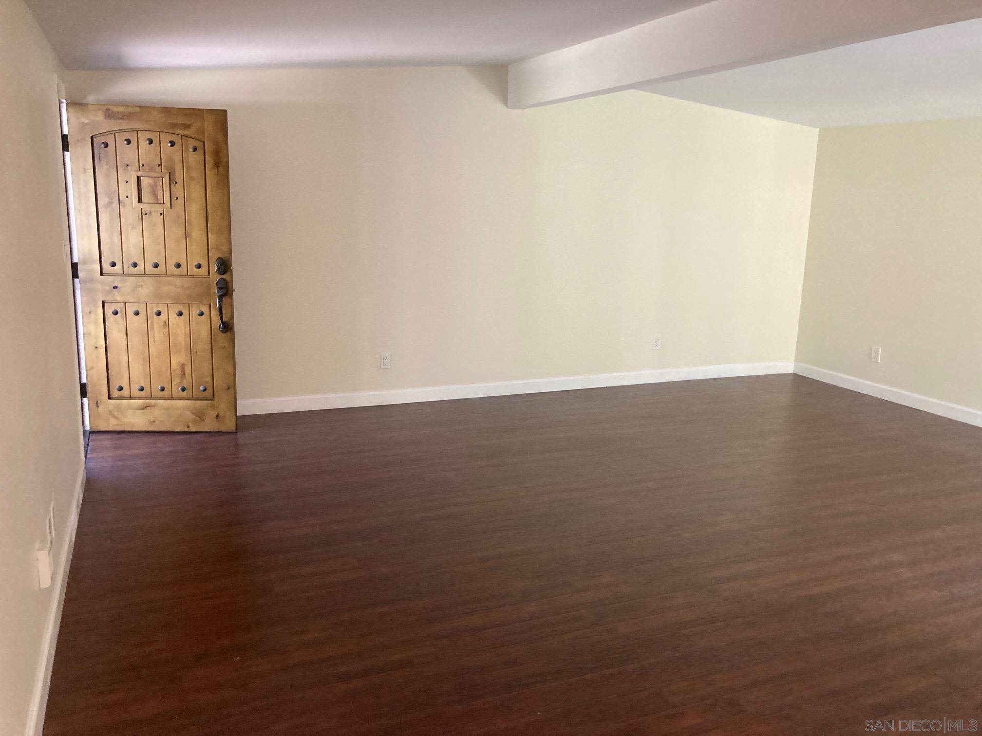 San Diego, CA 92117,4644 Chateau Pl