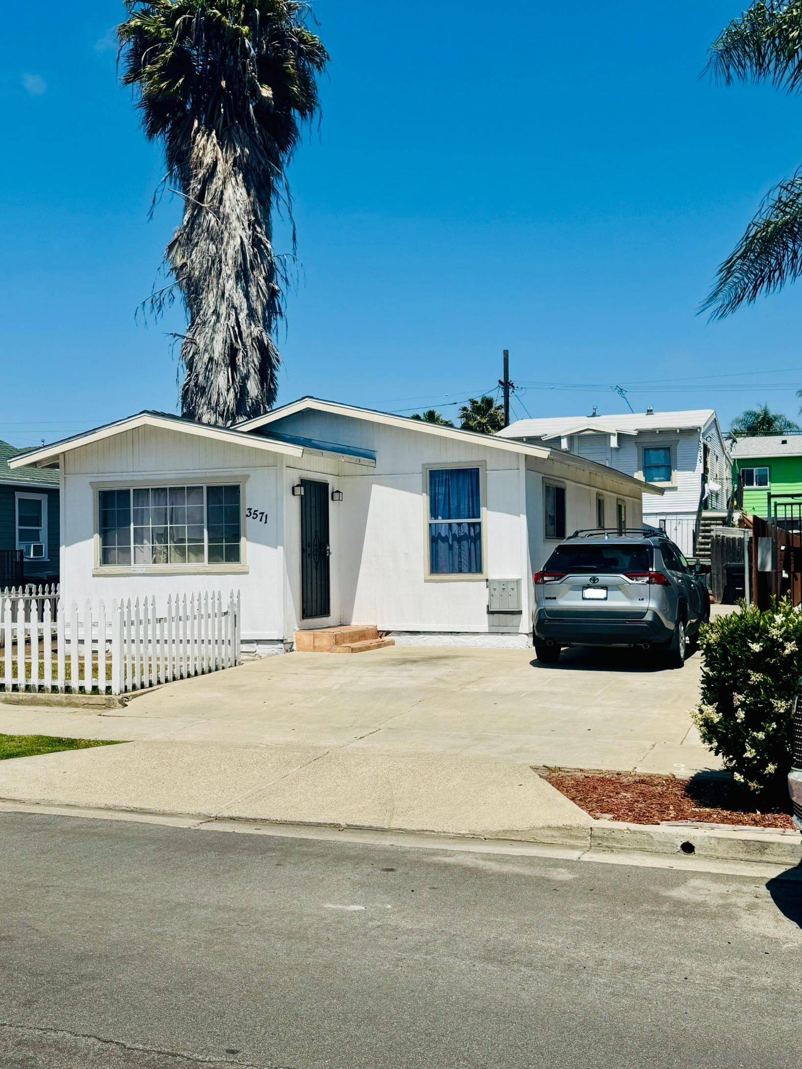 San Diego, CA 92105,3571-73 Highland  Ave.