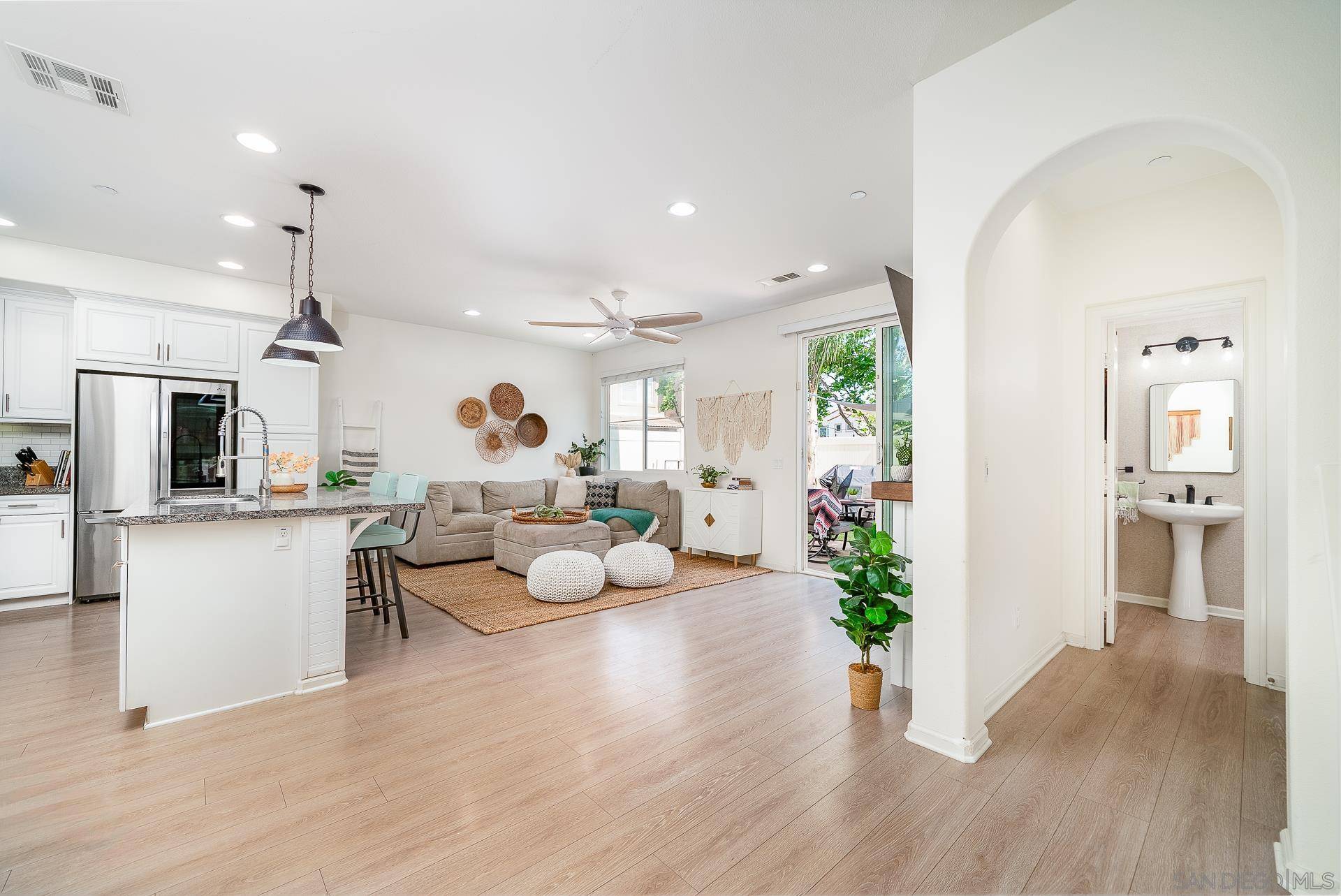 Temecula, CA 92592,31813 Calle Mendocino