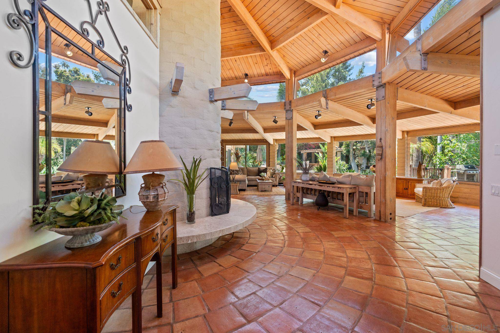 Rancho Santa Fe, CA 92067,17216 & 17218 La Brisa