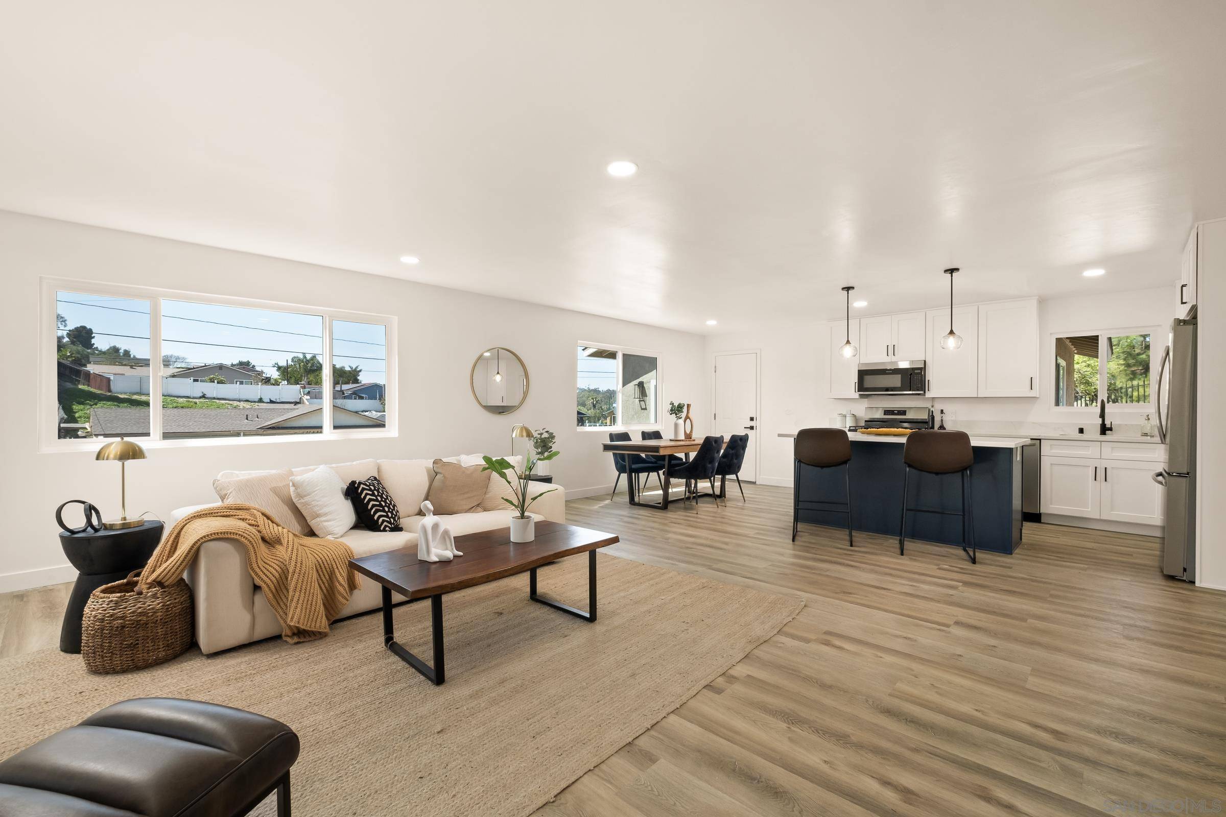 San Diego, CA 92114,373 69th