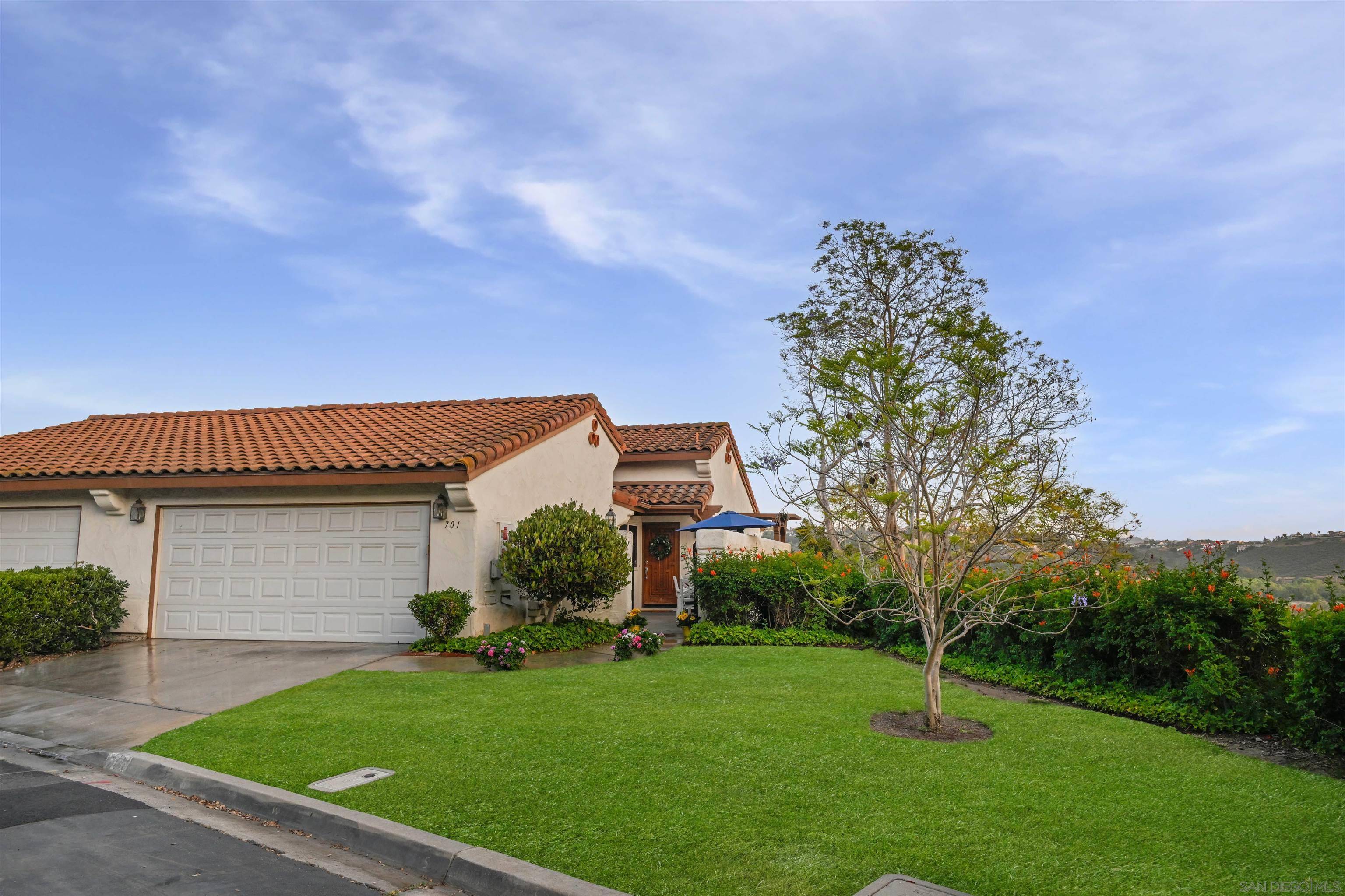 Escondido, CA 92025,701 Fino Glen