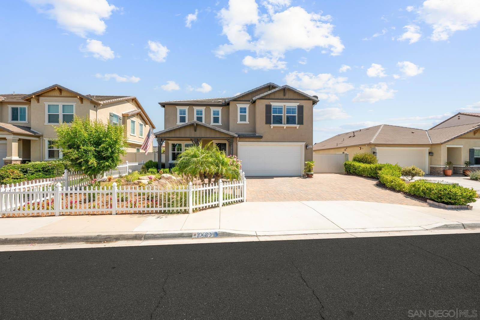 Santee, CA 92071,10689 Braverman Dr.
