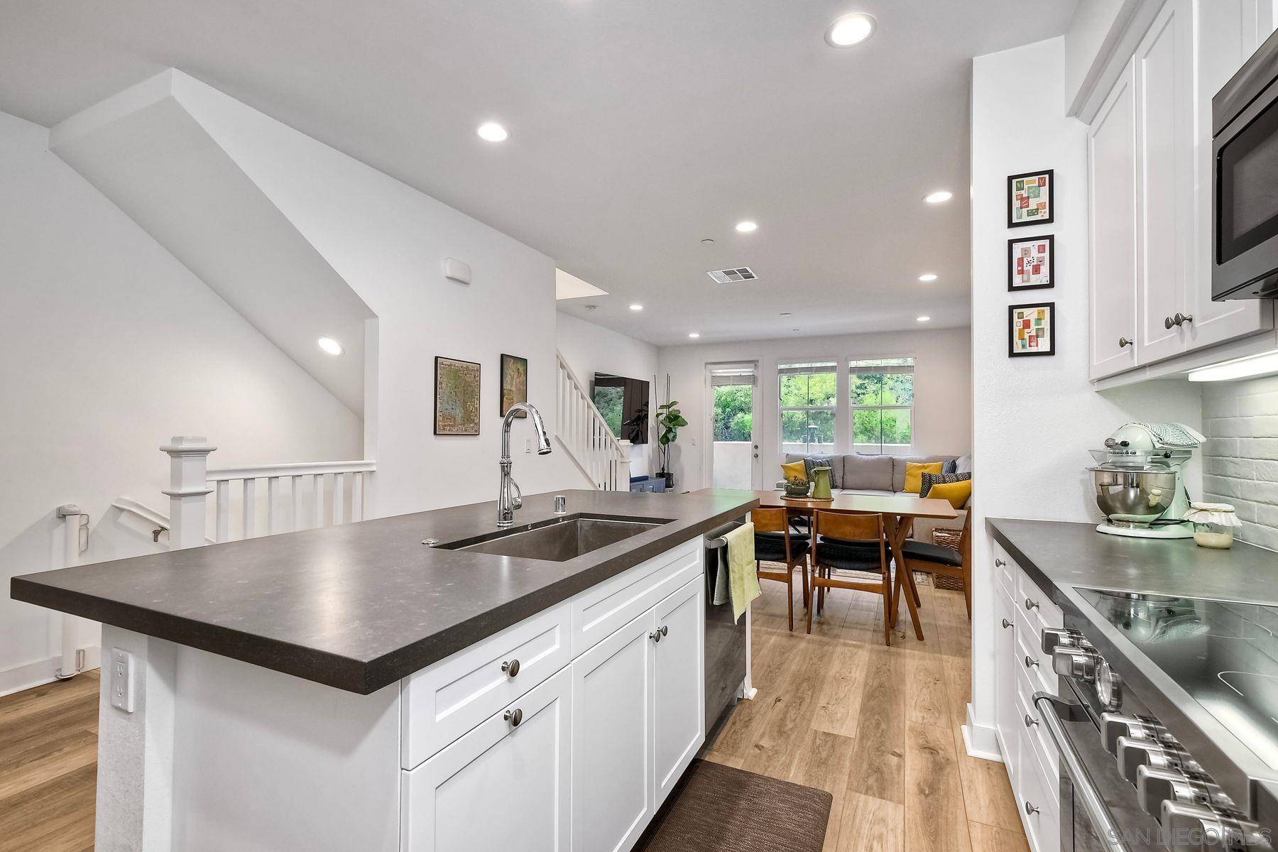 Oceanside, CA 92054,1103 Makena Way