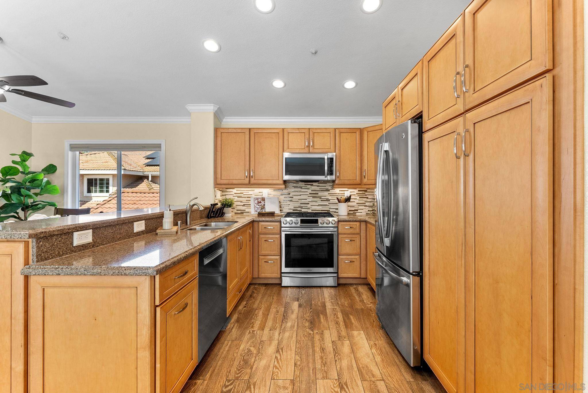 Santee, CA 92071,257 Brookview