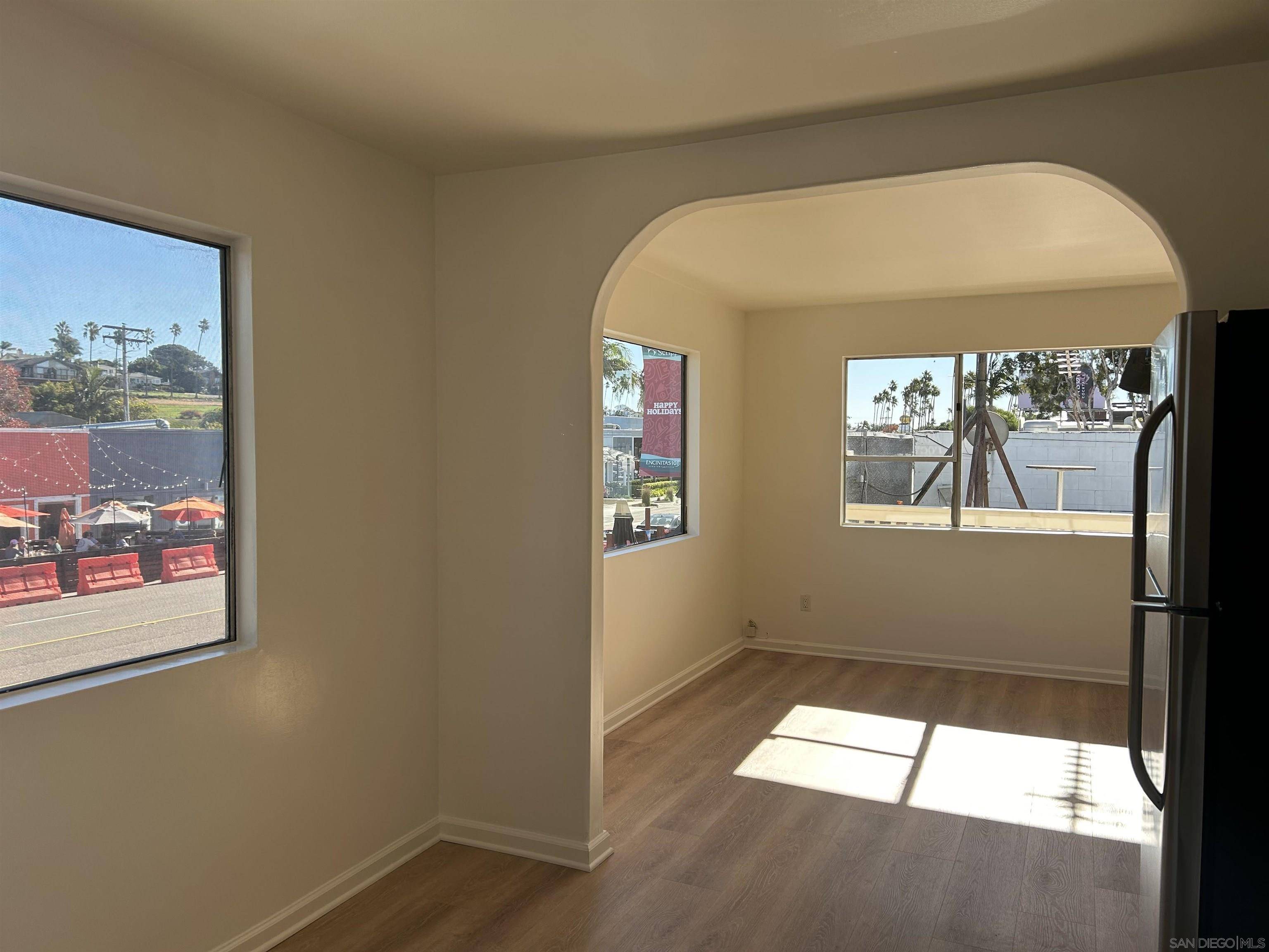 Encinitas, CA 92024,1038 S Coast Highway 101 #D