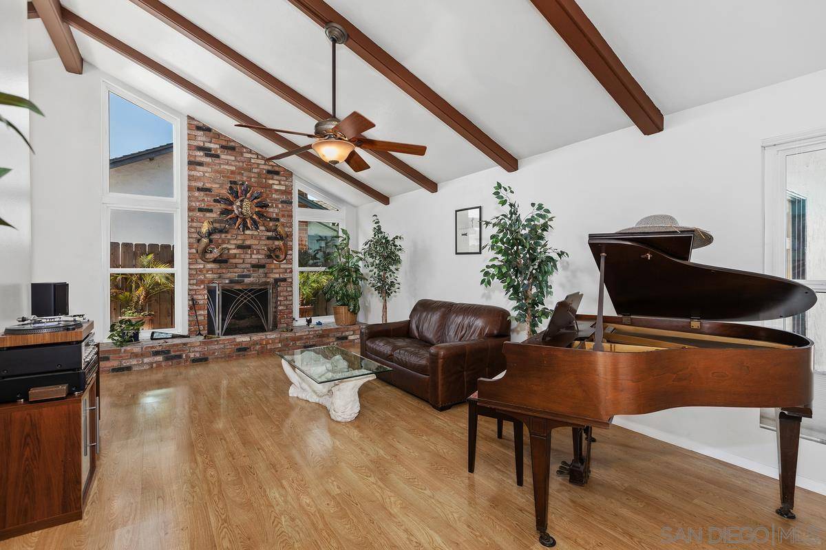Chula Vista, CA 91911,1454 Lantana Ave