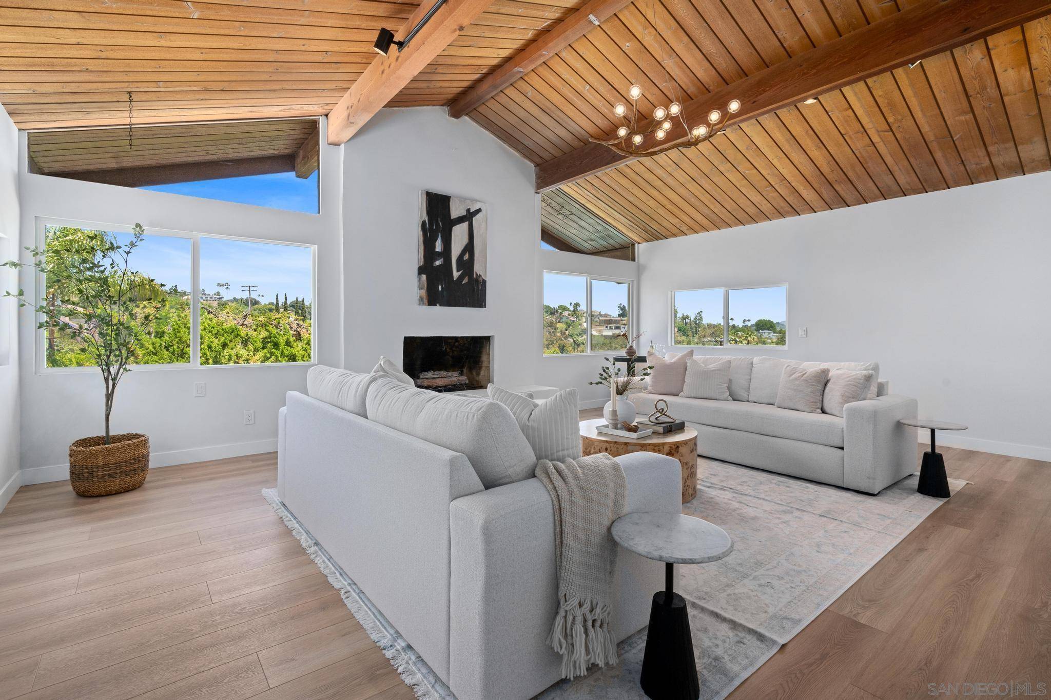 Spring Valley, CA 91977,4242 Avenida Gregory