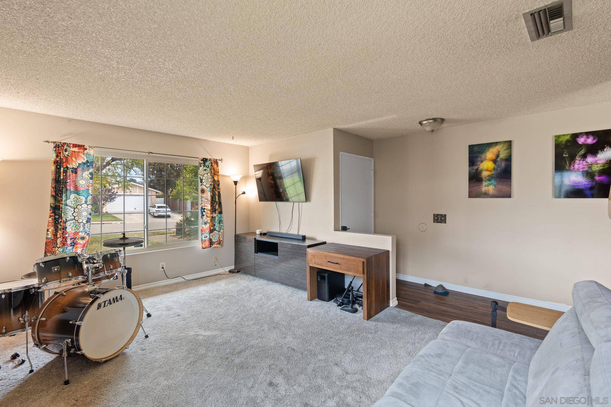 Escondido, CA 92027,1261 Sorrento Pl