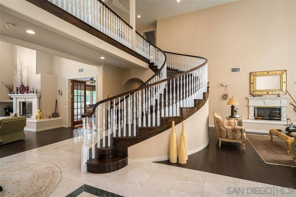 Rancho Santa Fe, CA 92067,7302 Vista Rancho Ct.