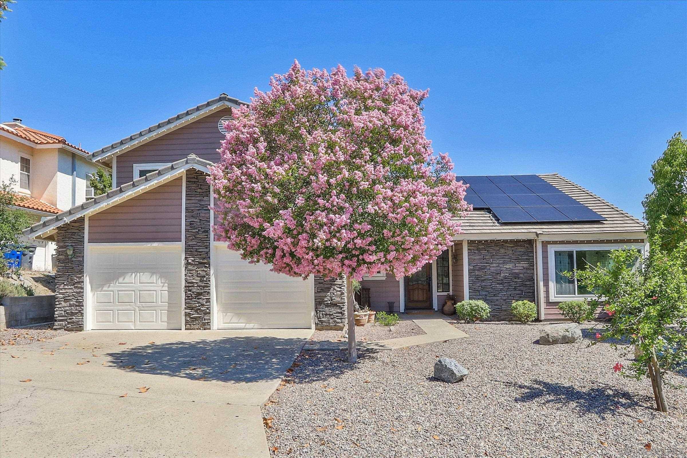 Ramona, CA 92065,15549 Vista Vicente Dr