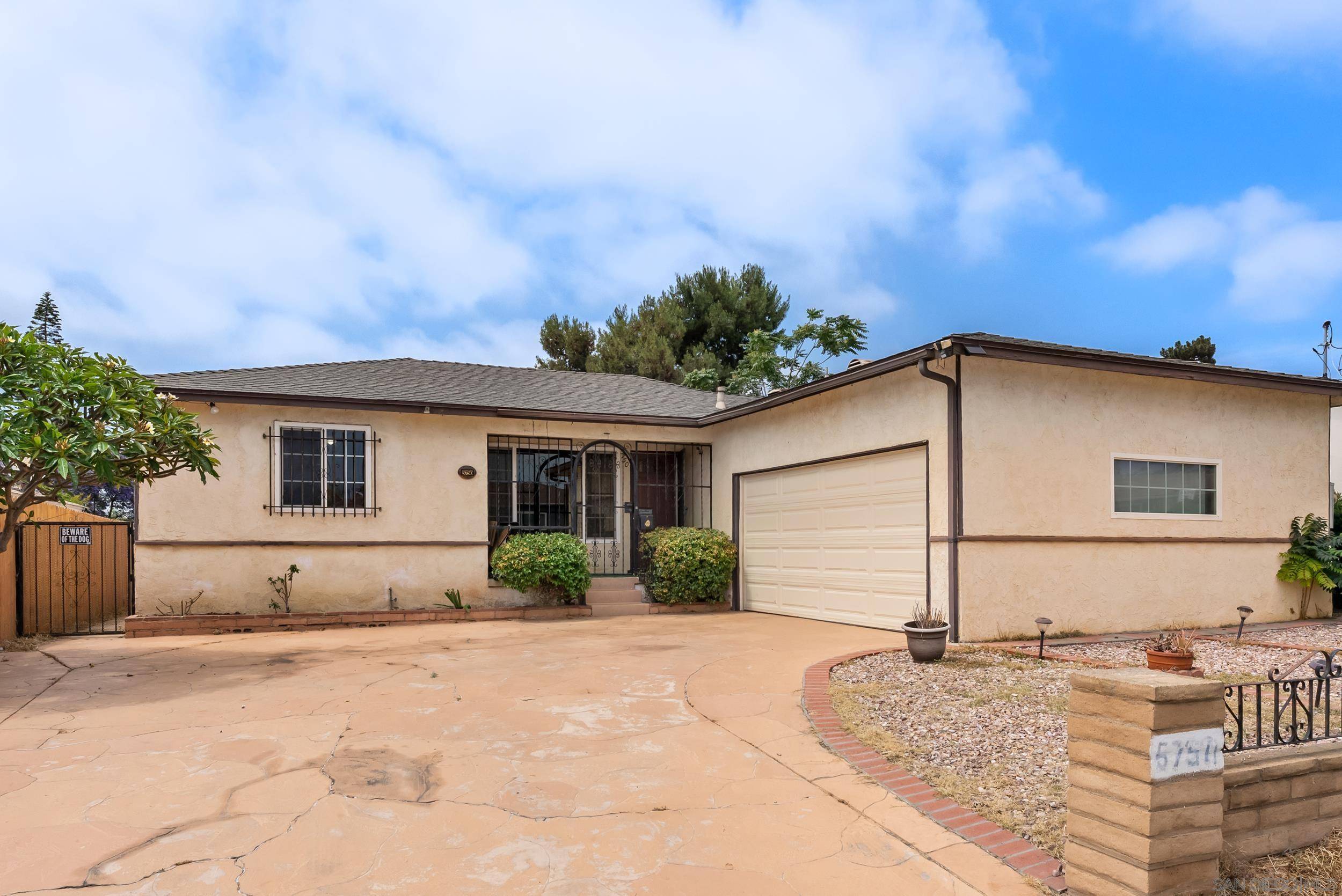 San Diego, CA 92139,5750 Roanoke St