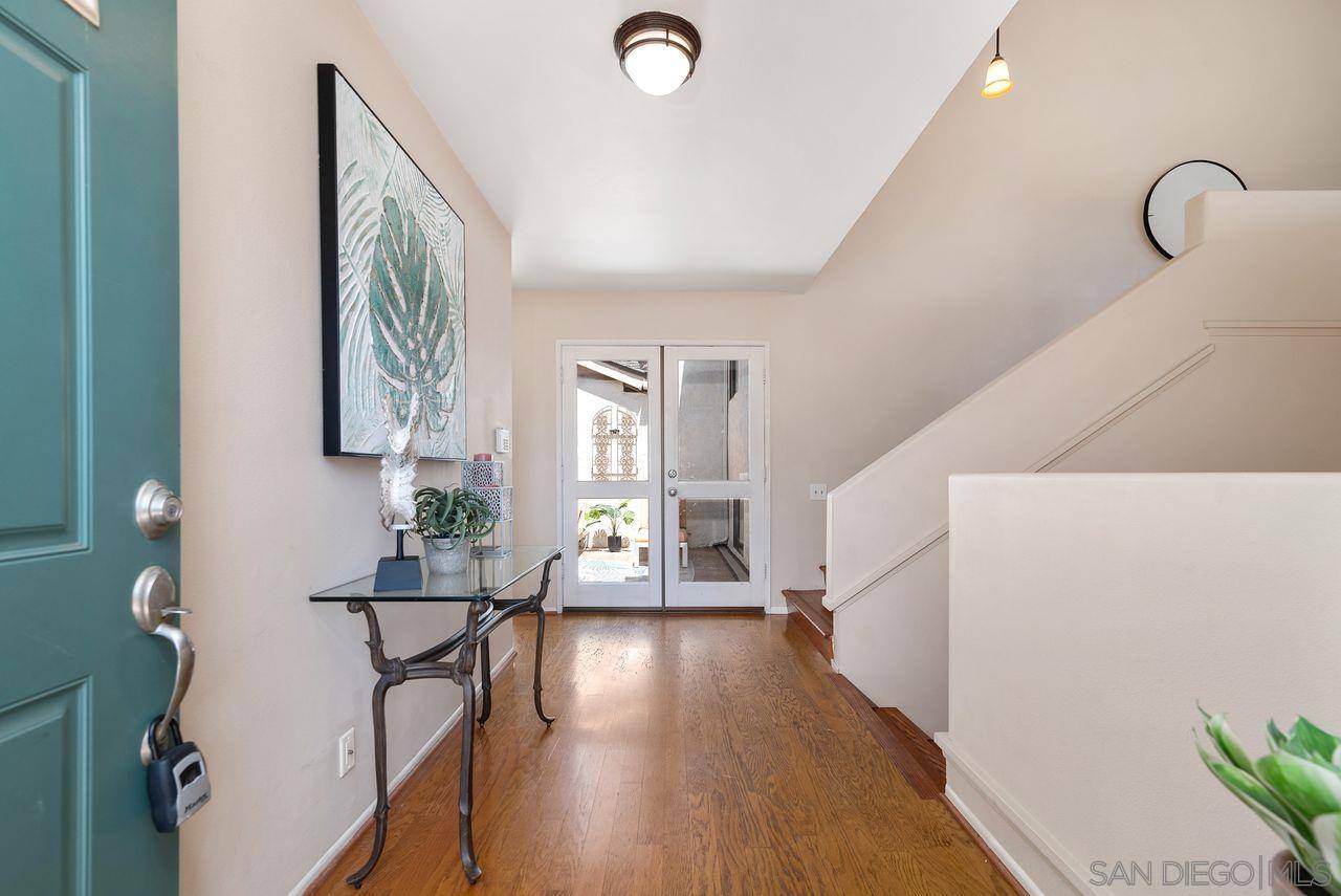 Escondido, CA 92026,1541 Vaquero Gln
