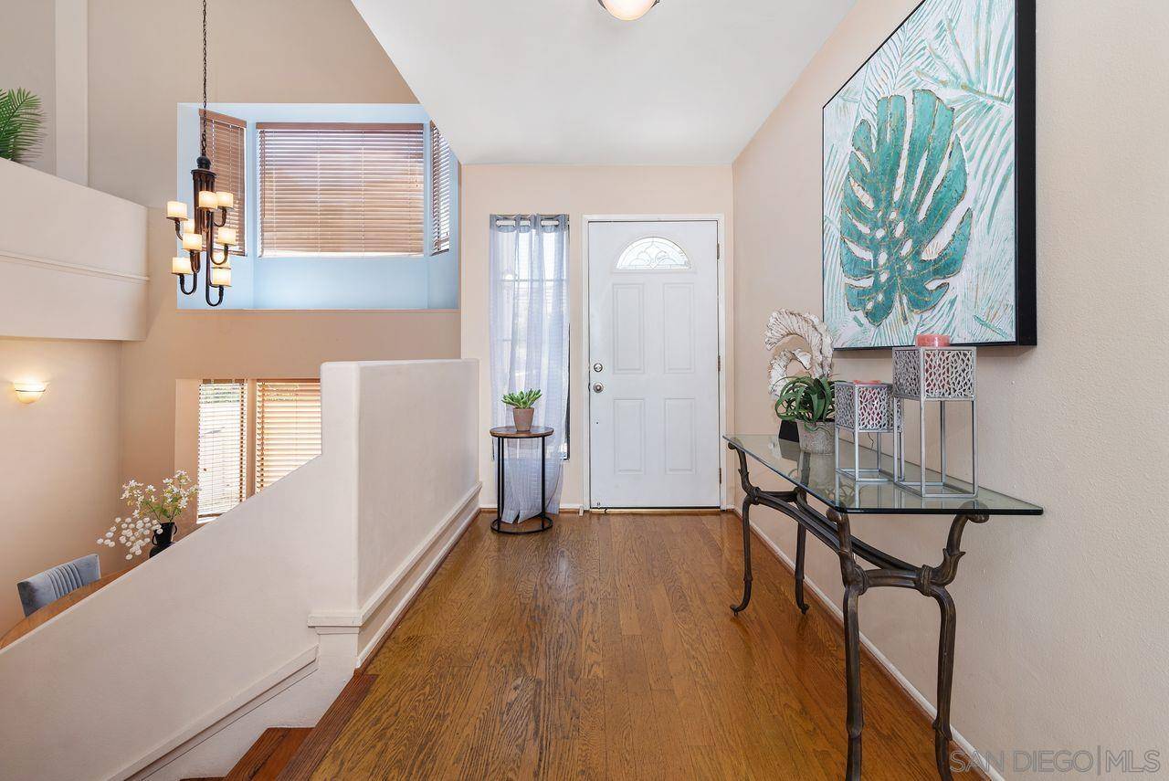 Escondido, CA 92026,1541 Vaquero Gln