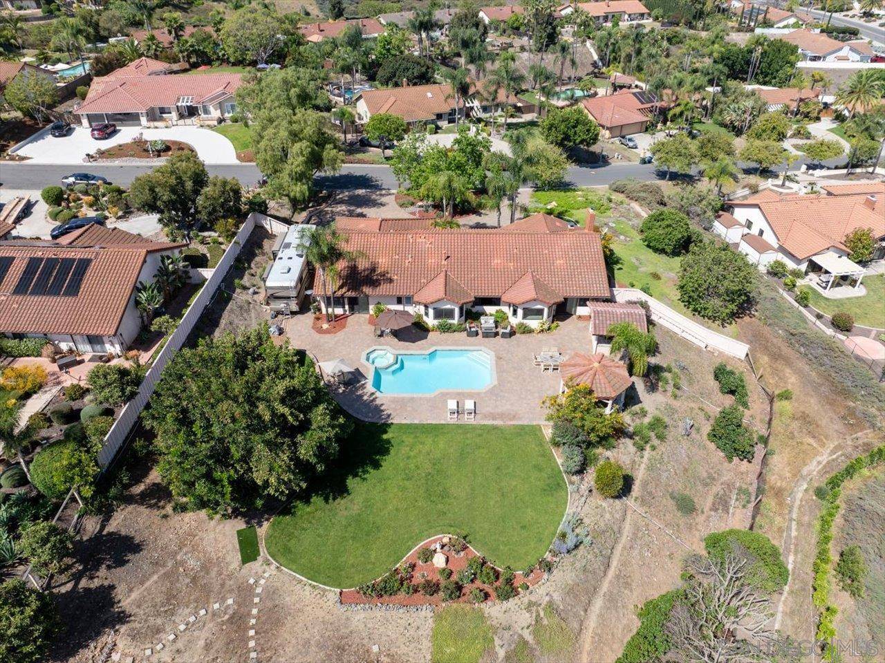 Escondido, CA 92029,1373 Stoneridge Circle
