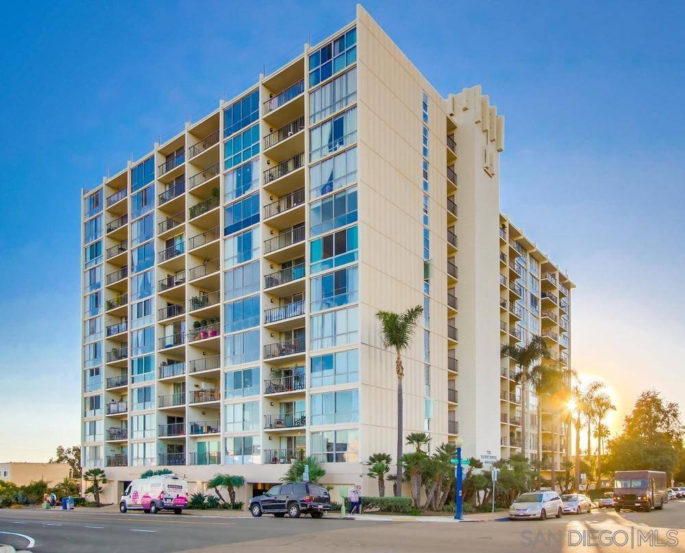 San Diego, CA 92109,4944 Cass Street #510
