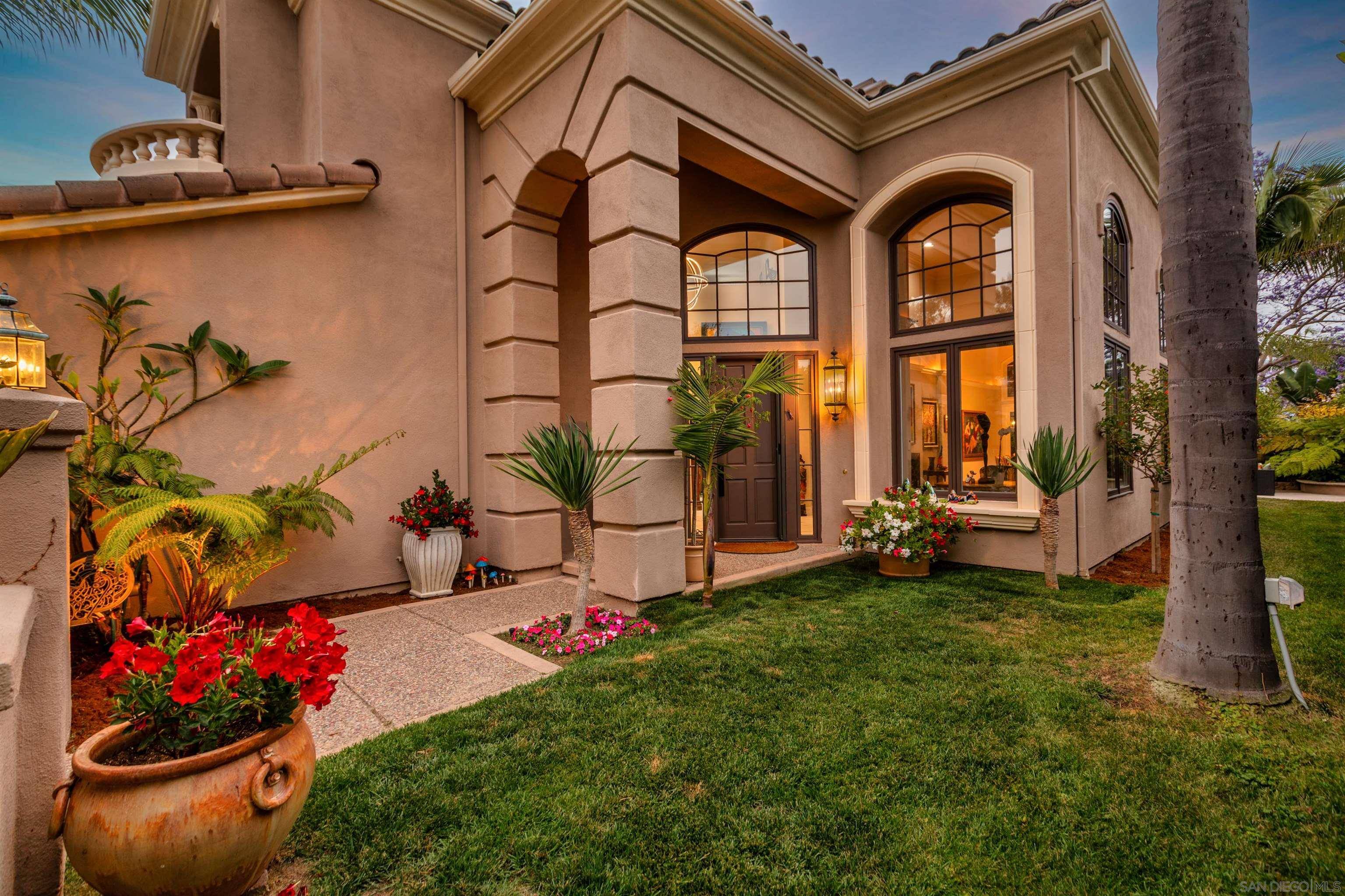 Carlsbad, CA 92011,7166 Tern Place