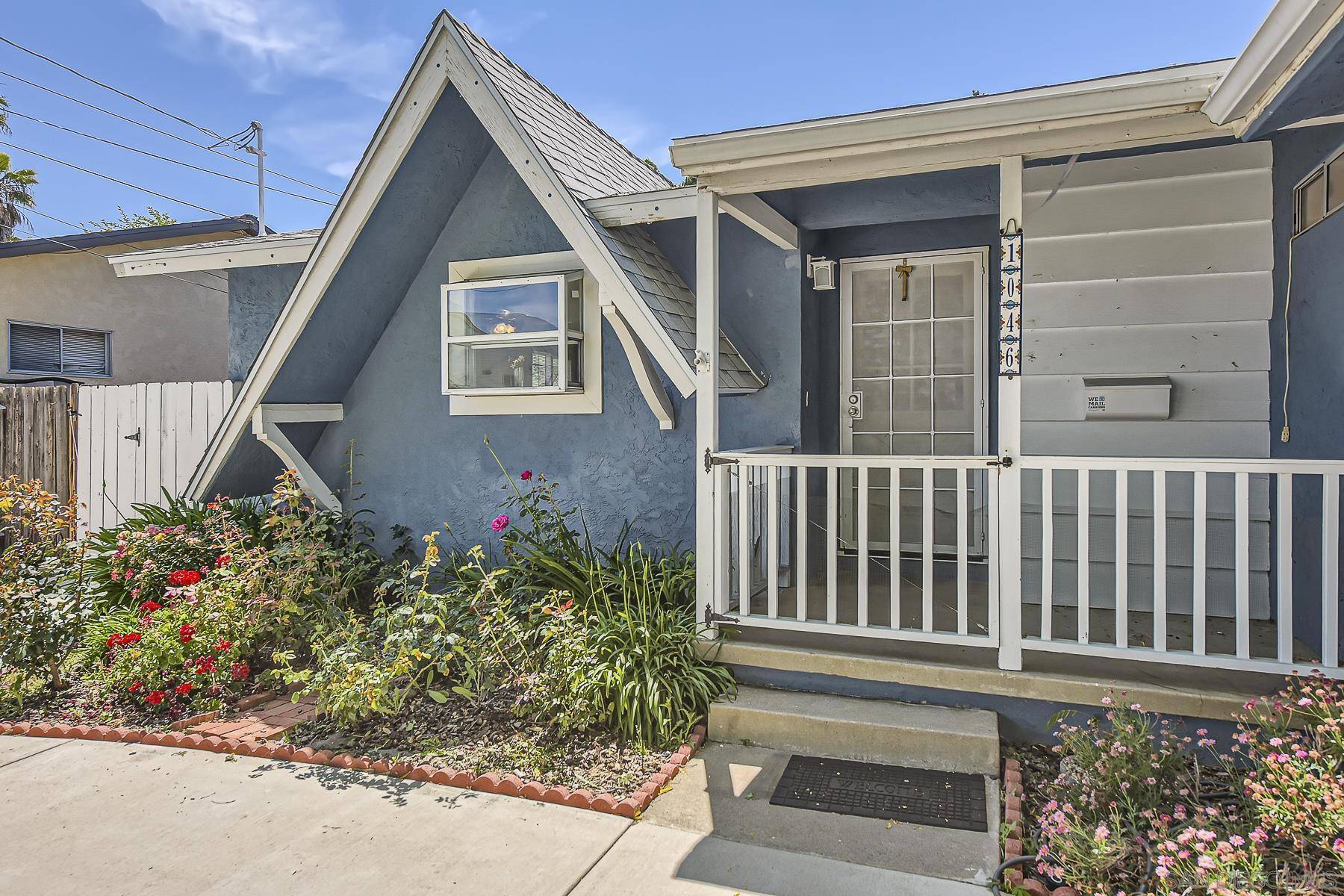 El Cajon, CA 92020,1046 Finch Street