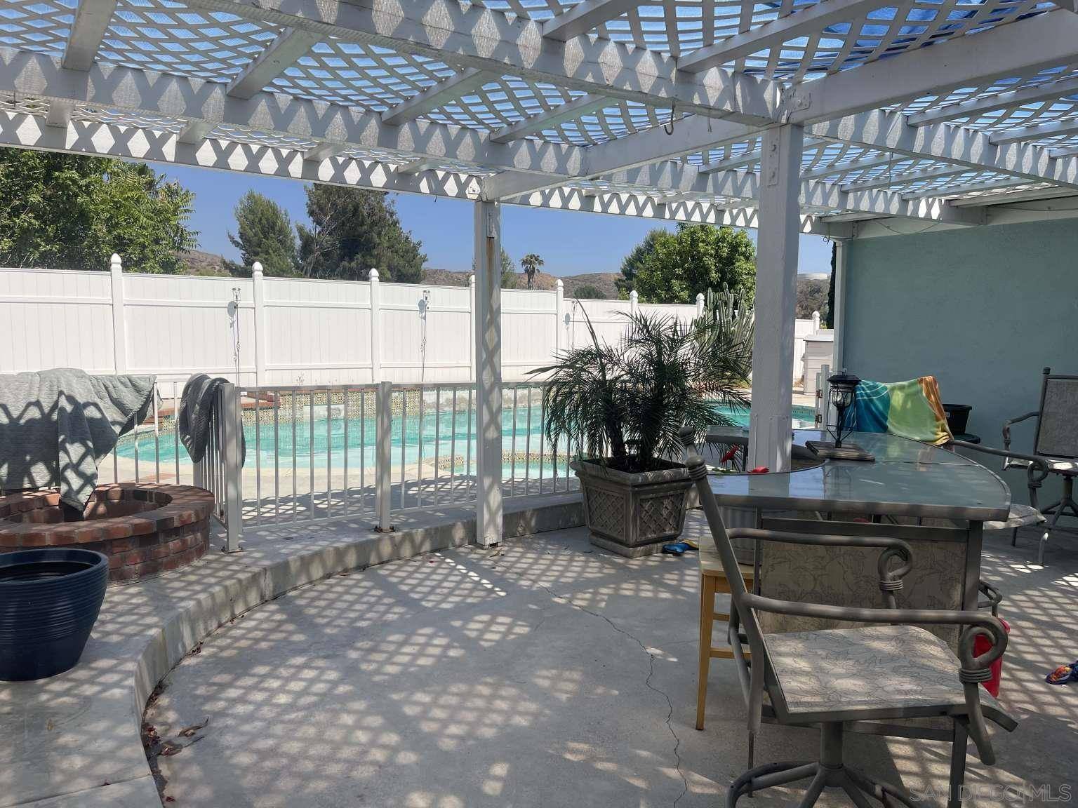 Santa Clarita, CA 91351,28160 Foxlane Dr