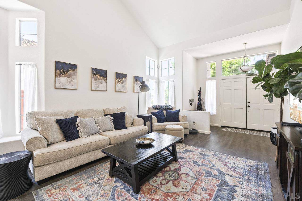 Oceanside, CA 92057,4887 Motif St