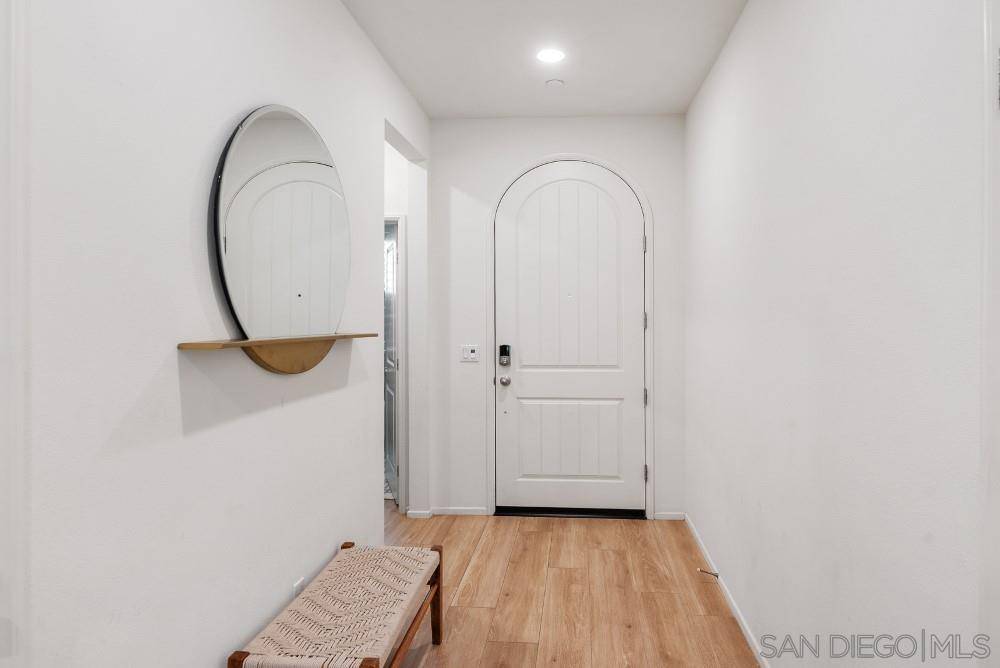 Vista, CA 92081,1569 Wildgrove Way
