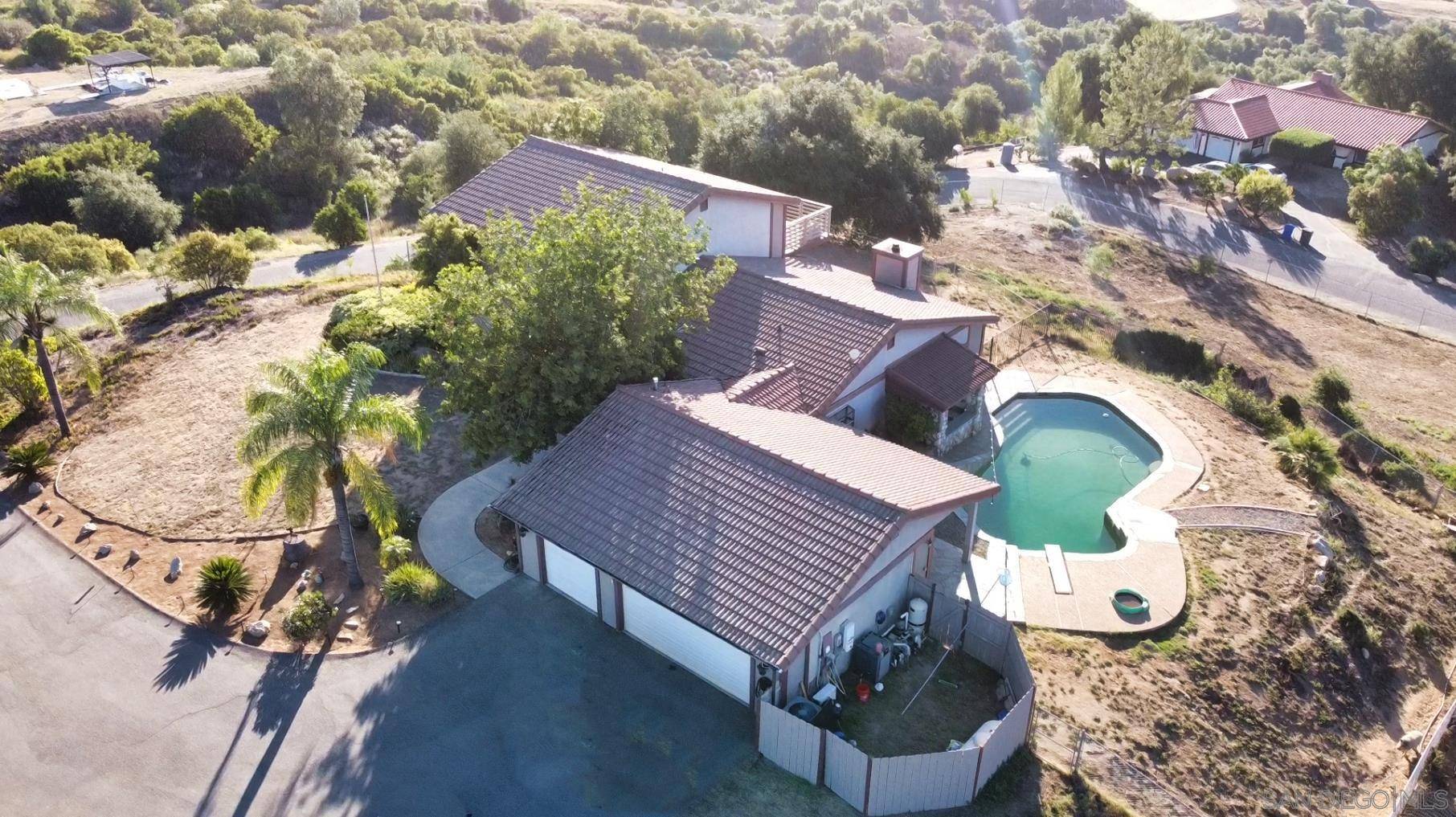 Valley Center, CA 92082,27332 Cool Water Ranch RD