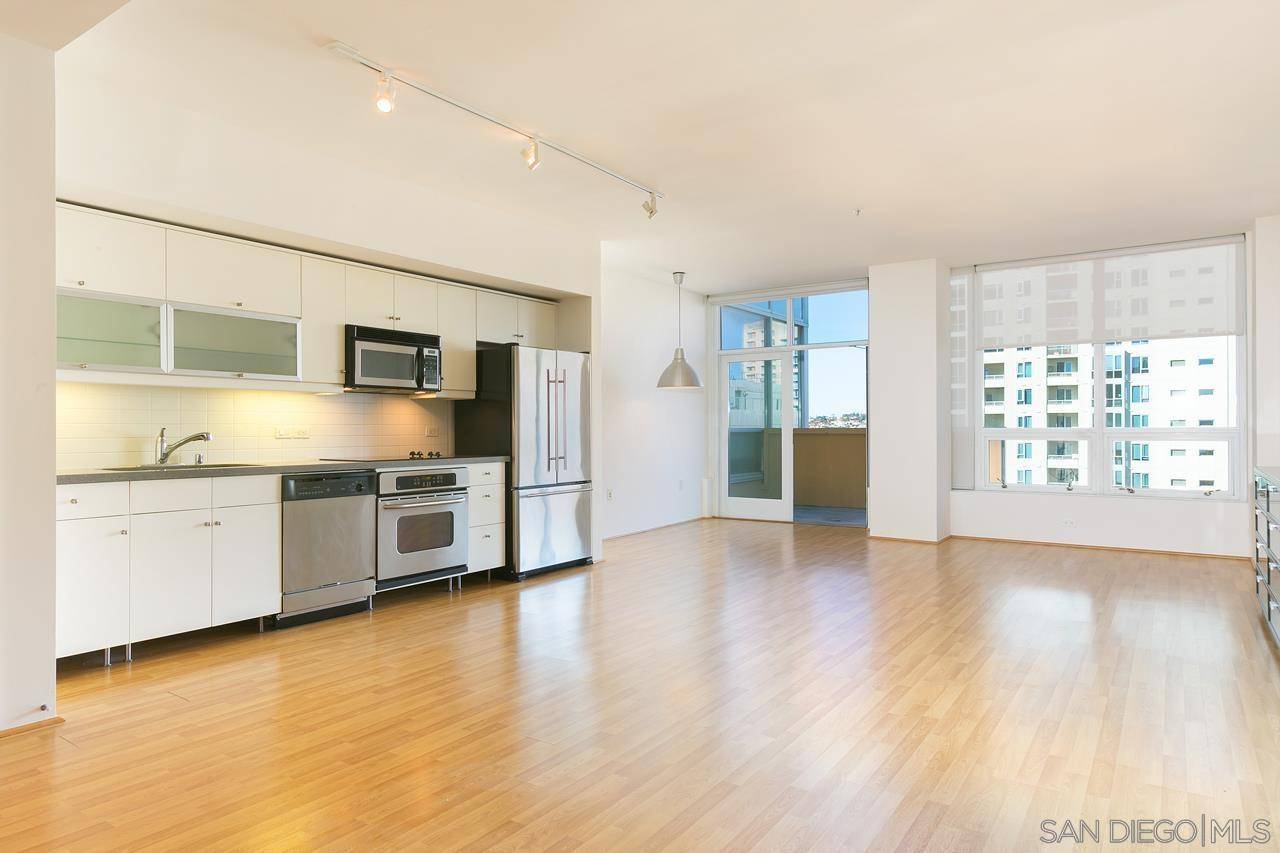 San Diego, CA 92101,350 W Ash St #1101