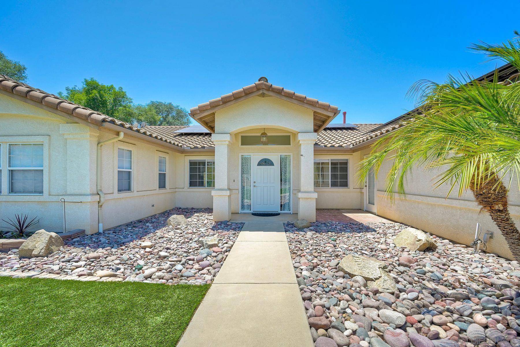 Escondido, CA 92026,10022 Triple J Trail