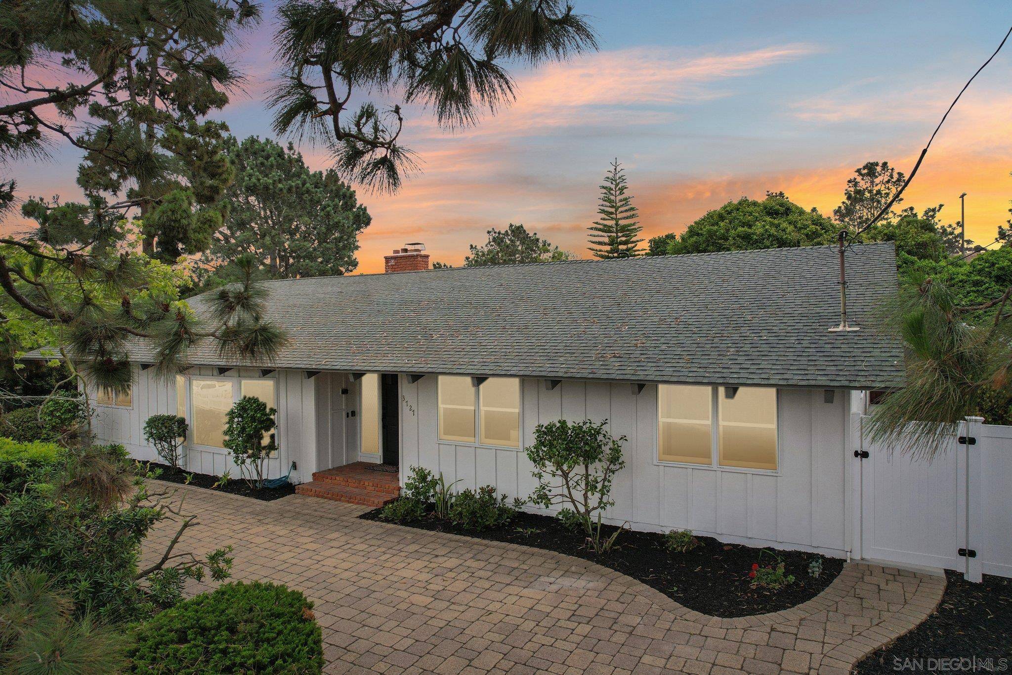San Diego, CA 92106,3727 Cedarbrae Lane