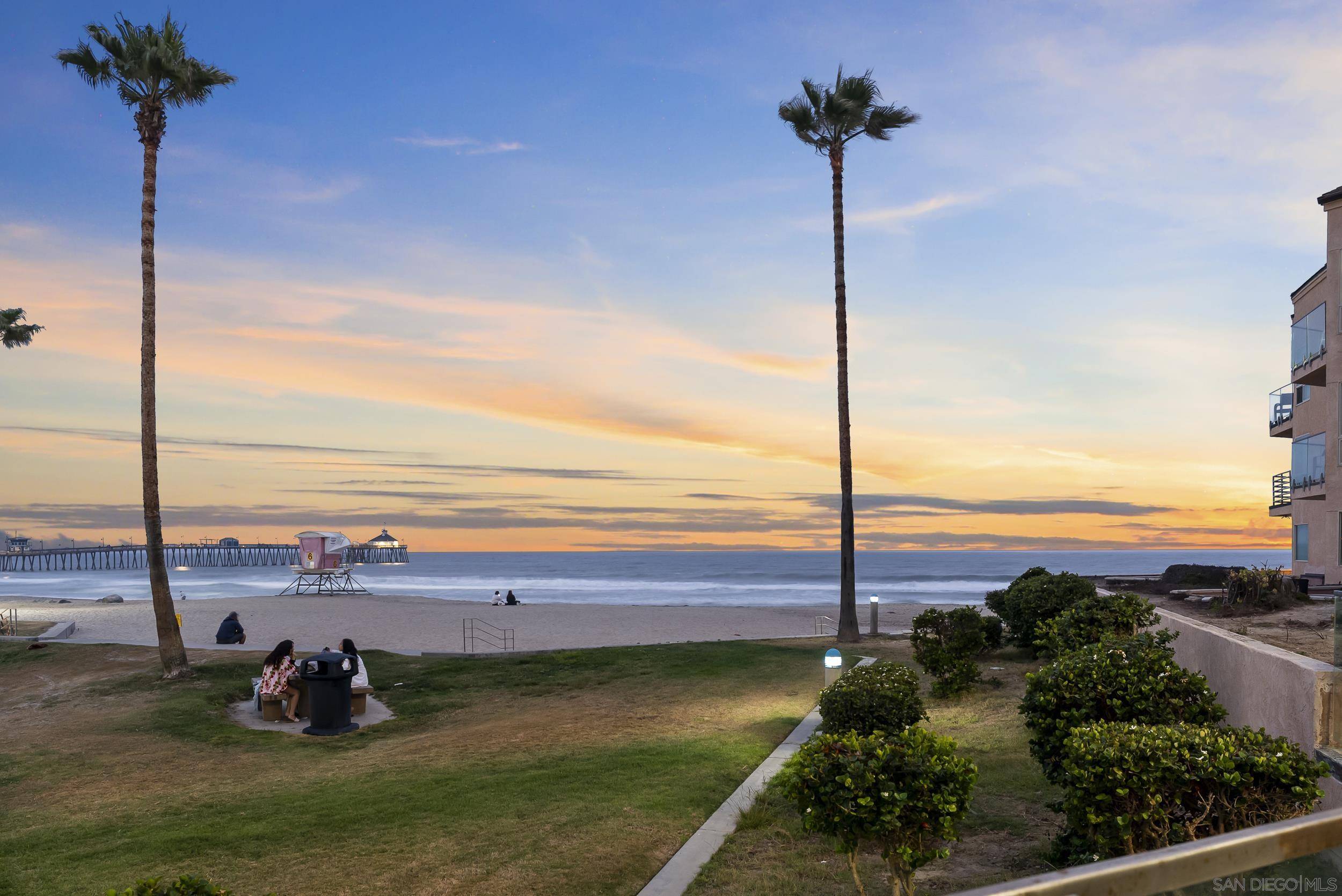 Imperial Beach, CA 91932,714 Seacoast Dr #102