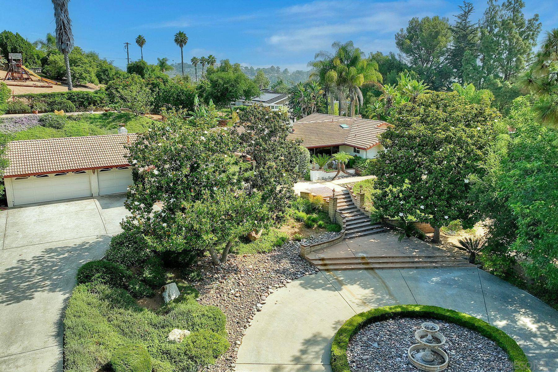 El Cajon, CA 92020,11534 Rolling Hills Dr