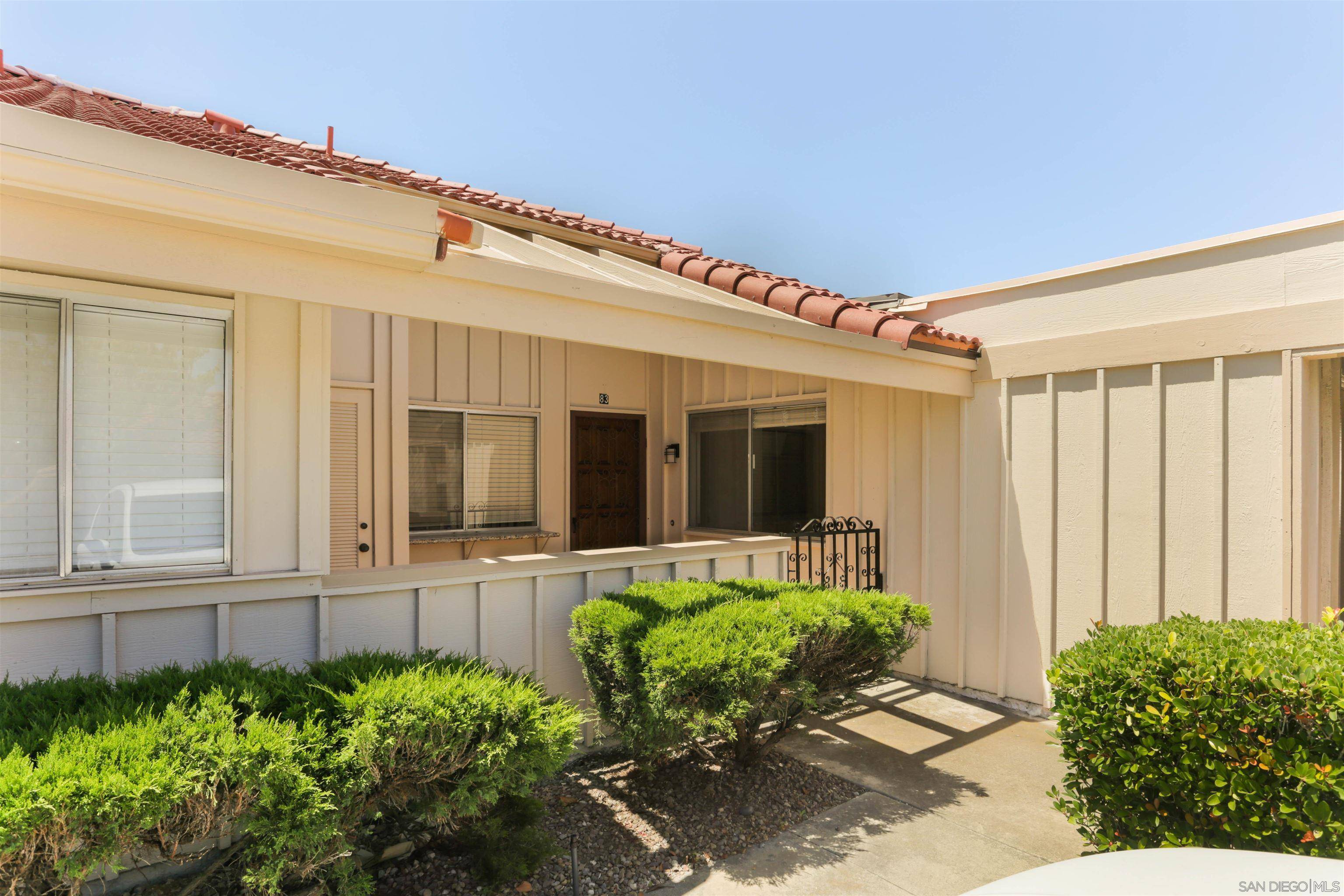 San Diego, CA 92128,17464 Plaza Cerado #83