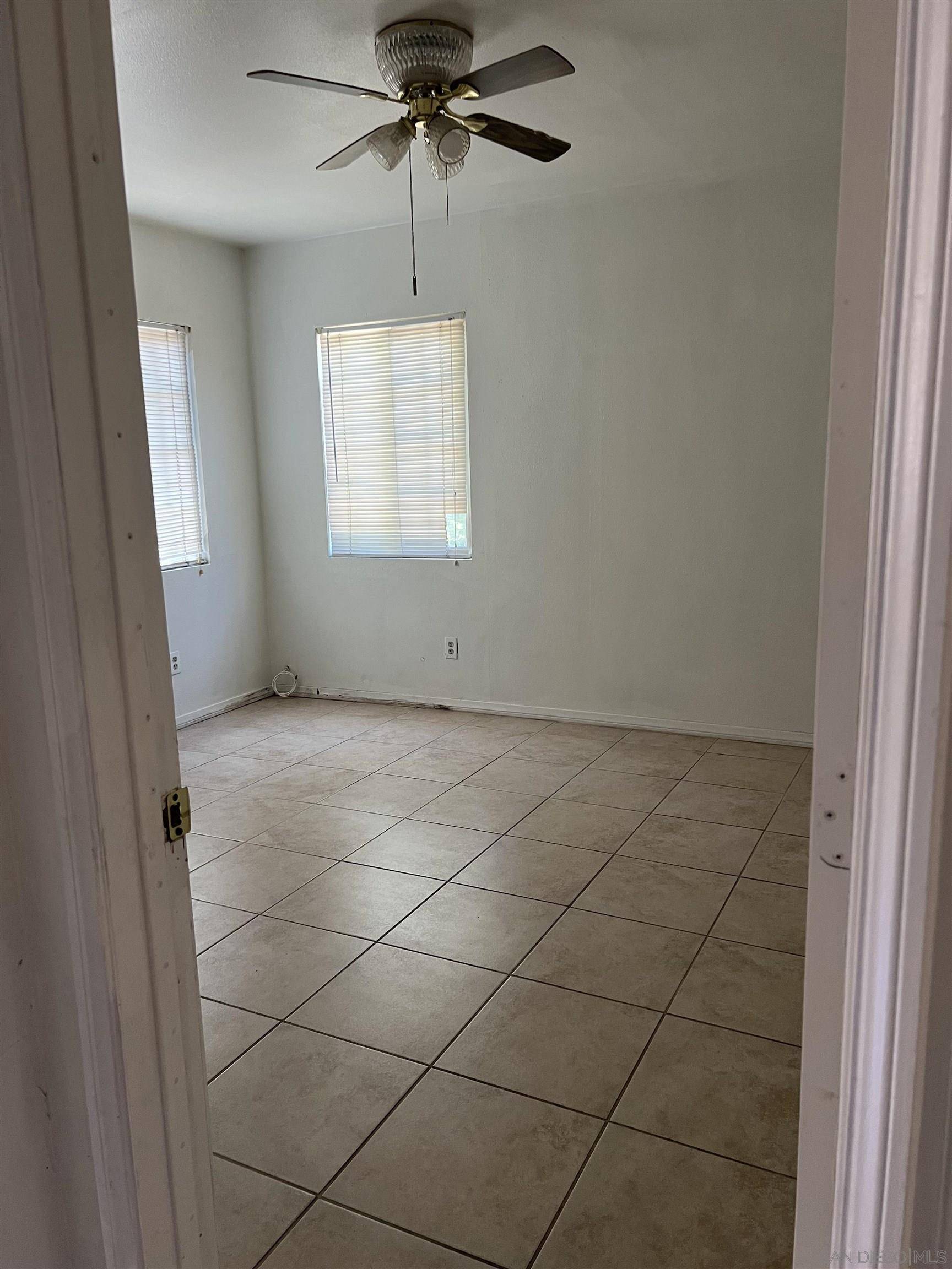San Diego, CA 92105,3647 Lemona Ave