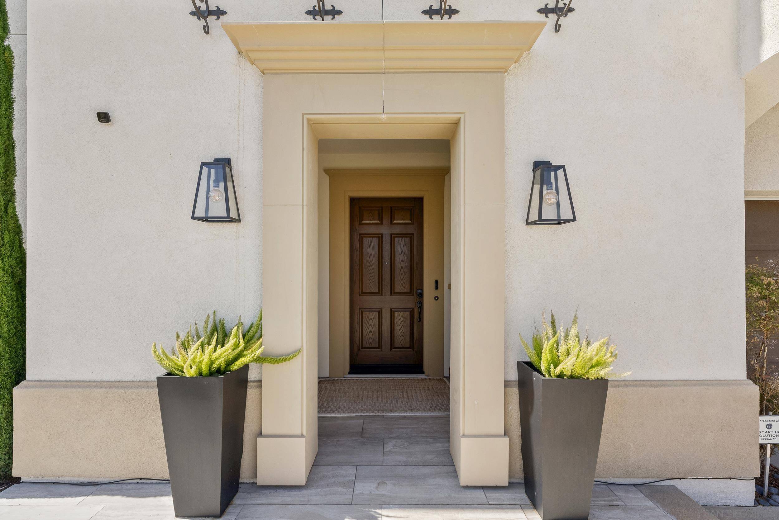 Carlsbad, CA 92010,4706 Chase Ct