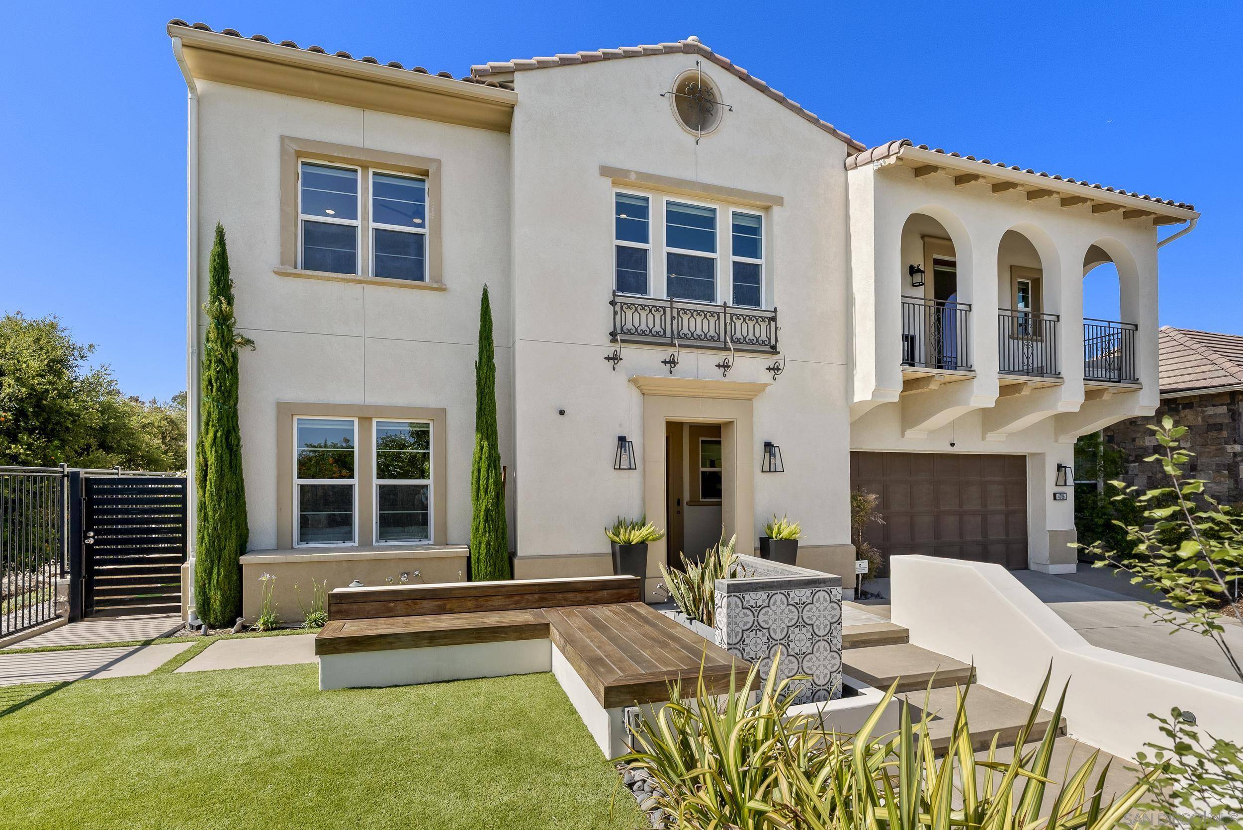 Carlsbad, CA 92010,4706 Chase Ct