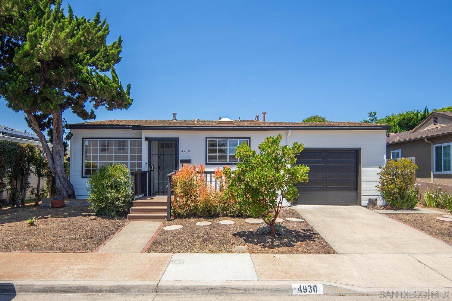 San Diego, CA 92117,4930 Edwin Place