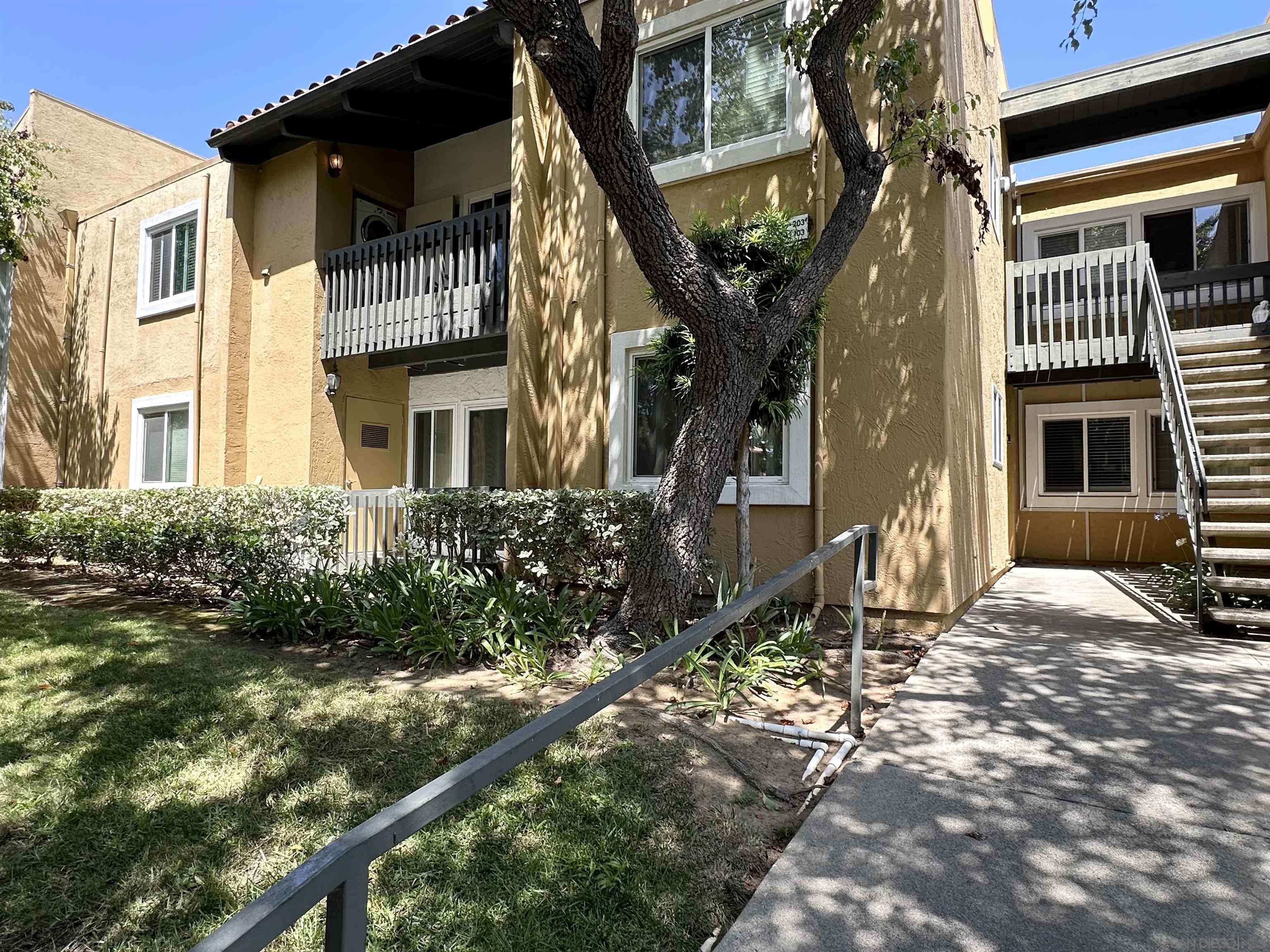 San Diego, CA 92128,17173 W Bernardo Dr. #104