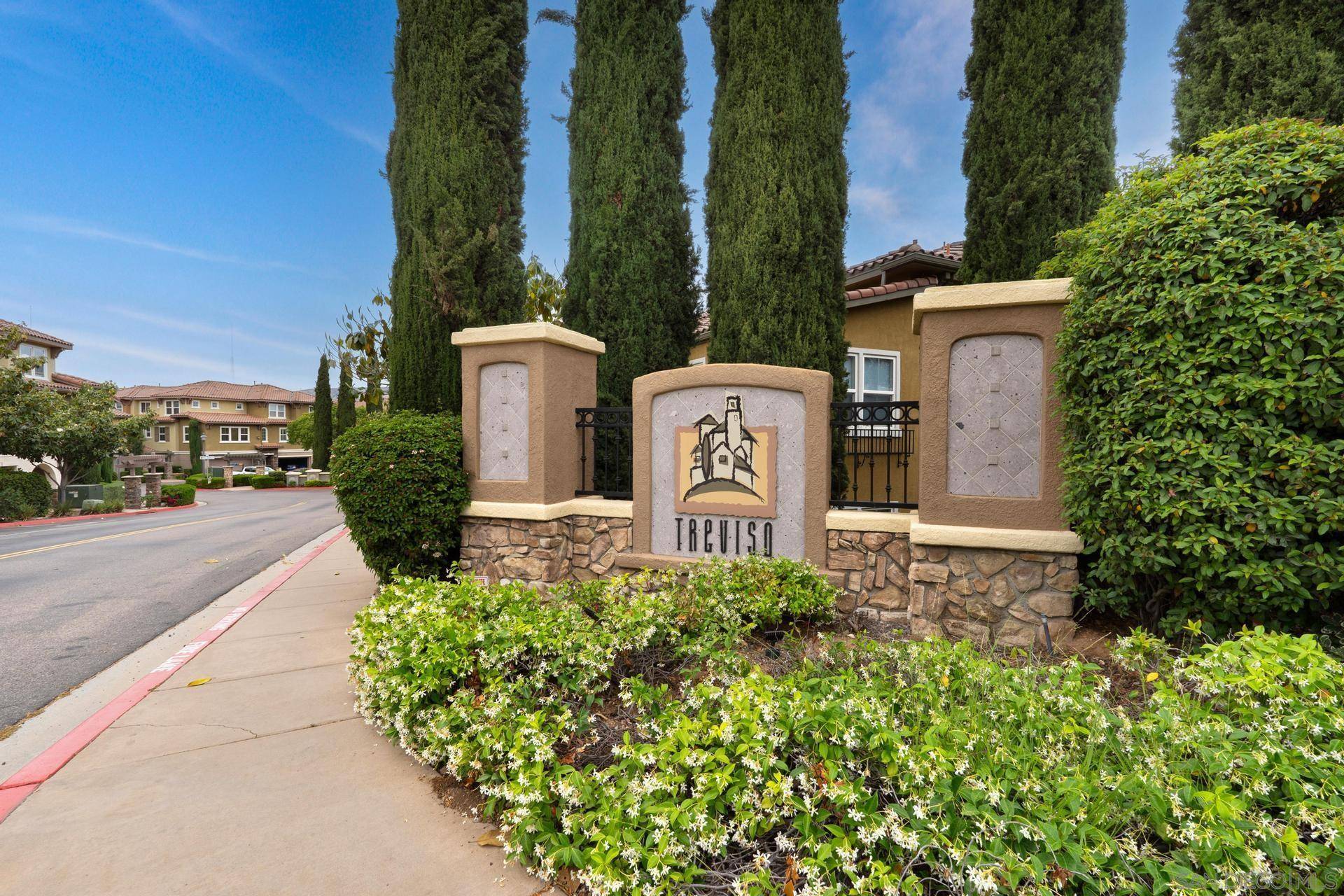 Santee, CA 92071,125 VIA SOVANA