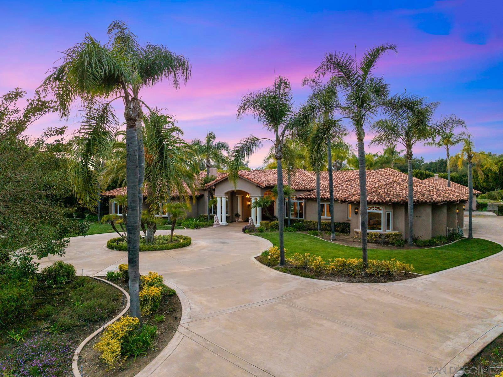 Rancho Santa Fe, CA 92067,18050 Rancho La Cima Corte