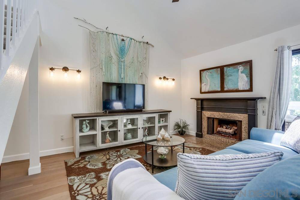 San Diego, CA 92101,701 KETTNER BLVD #8