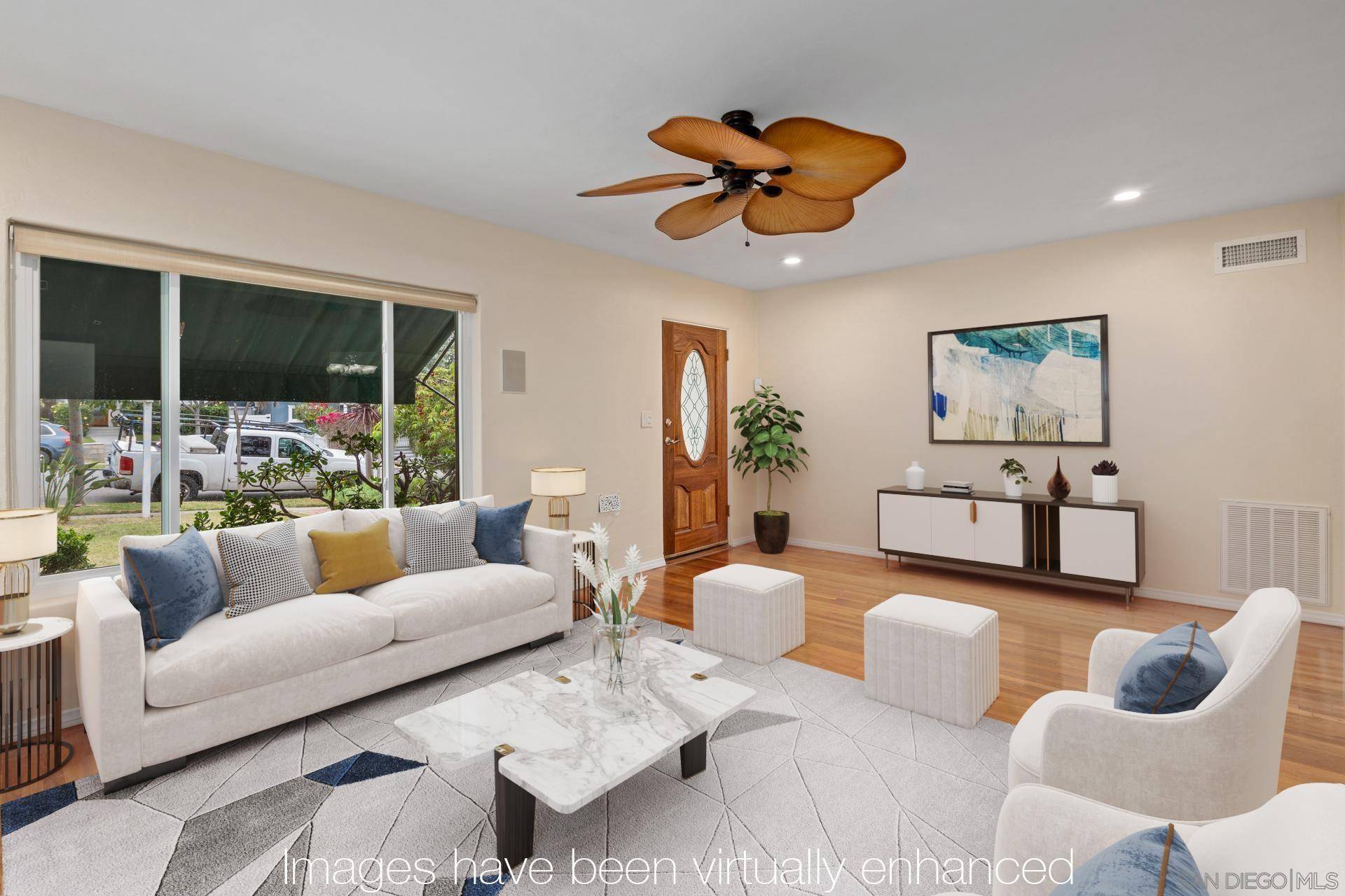 Coronado, CA 92118,309-11 E Ave