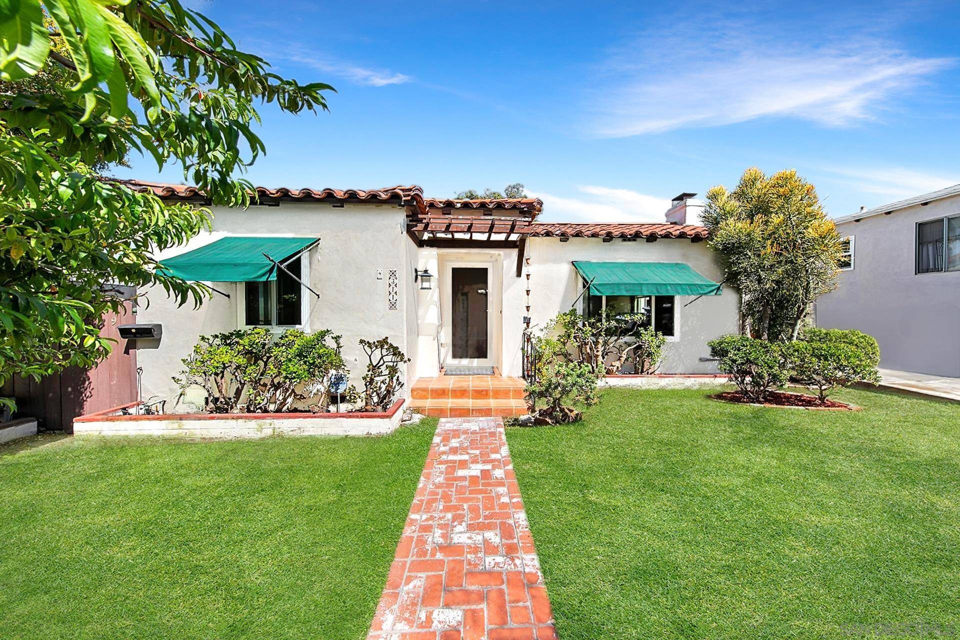 Coronado, CA 92118,309-11 E Ave